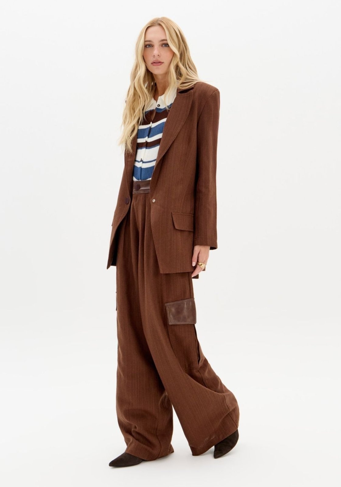 Imagem principal Calça Wide Leg Cintura Média Com Bolso My Favorite Things marrom