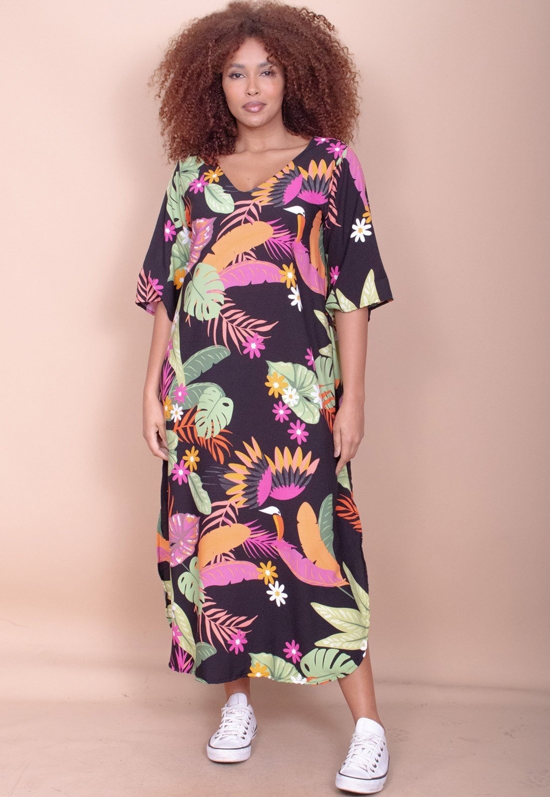 Imagem principal Vestido Cabanafree Midi Abapã Plano com Bolso Estampa Noite Botânica Cabanafree estampado/laranja/multicolorido/rosa/verde