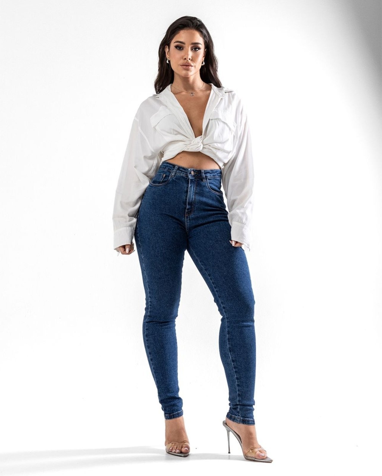 Imagem principal Calça Mom Feminina Cintura Alta Básica com Elastano 00201 Escura Consciência jeans