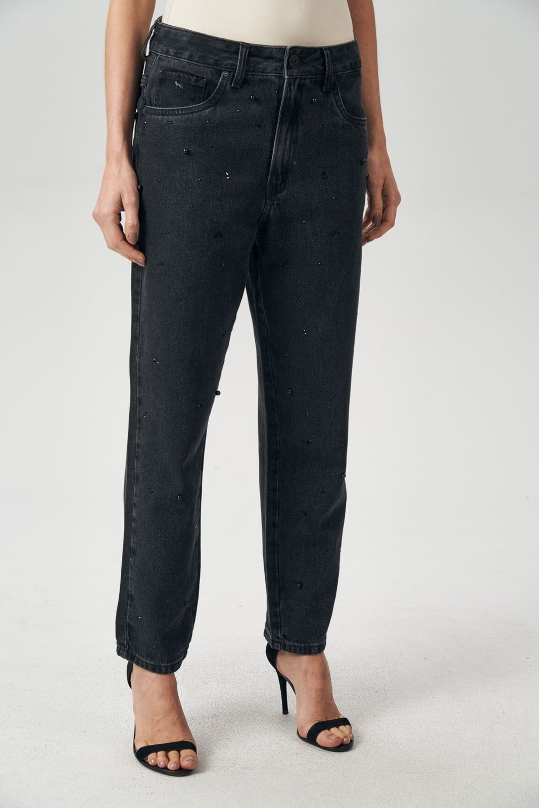 Imagem principal Calça Boyfriend Aplicações Feminina Acostamento ACT FEMININO jeans