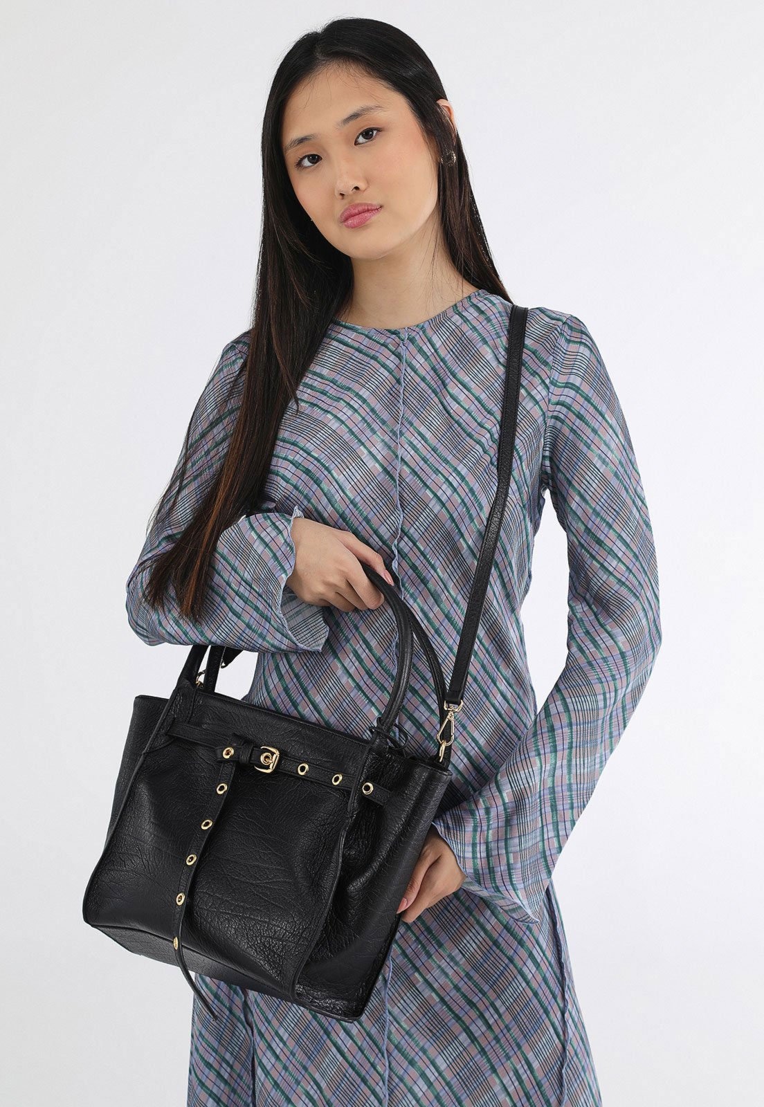 Imagem principal Bolsa Tiracolo Luiza Barcelos Alça Dupla Preta Luiza Barcelos preto