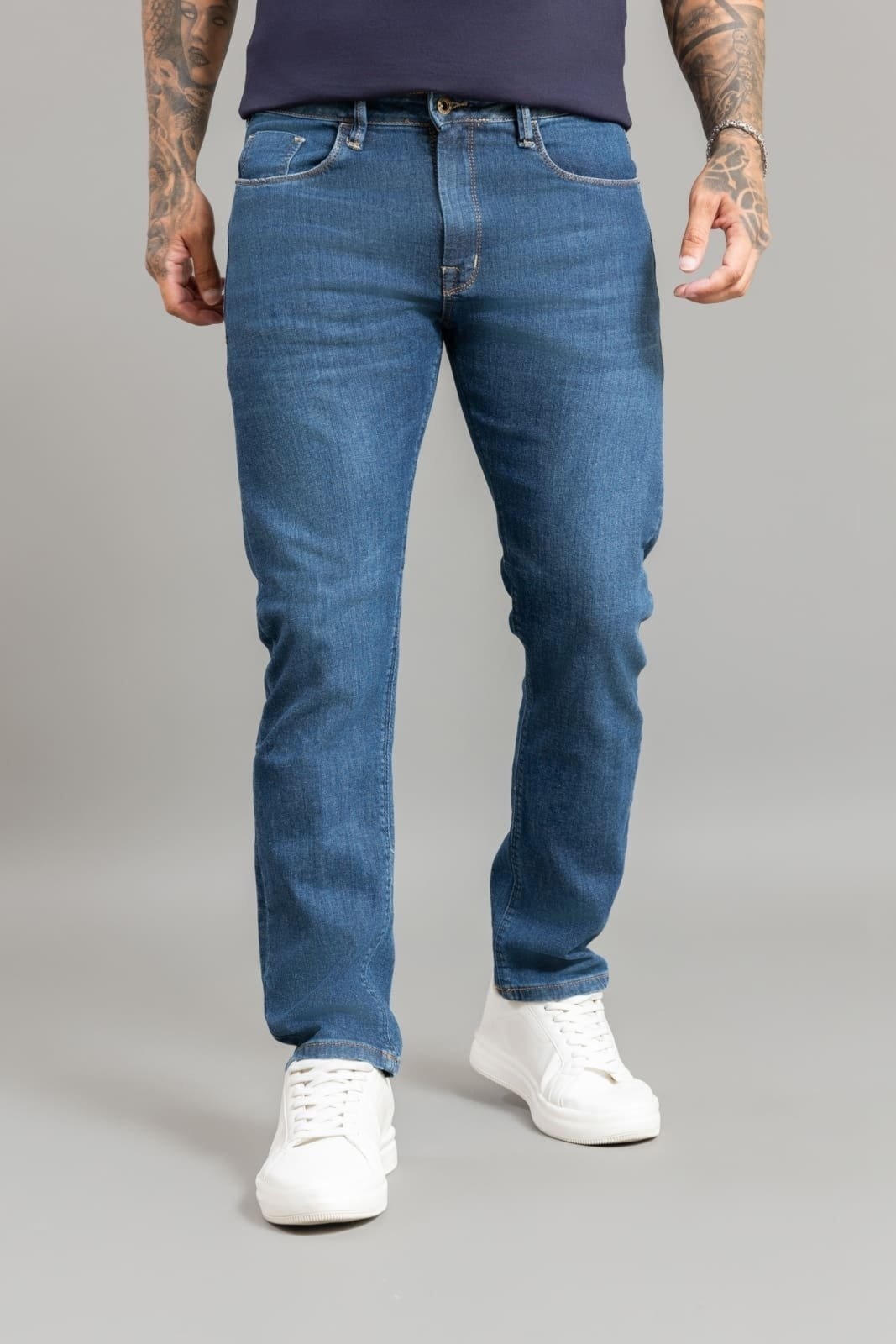 Imagem principal Calça Jeans Masculina Arqueada Lavagem Escura Dialogo Dialogo Jeans azul