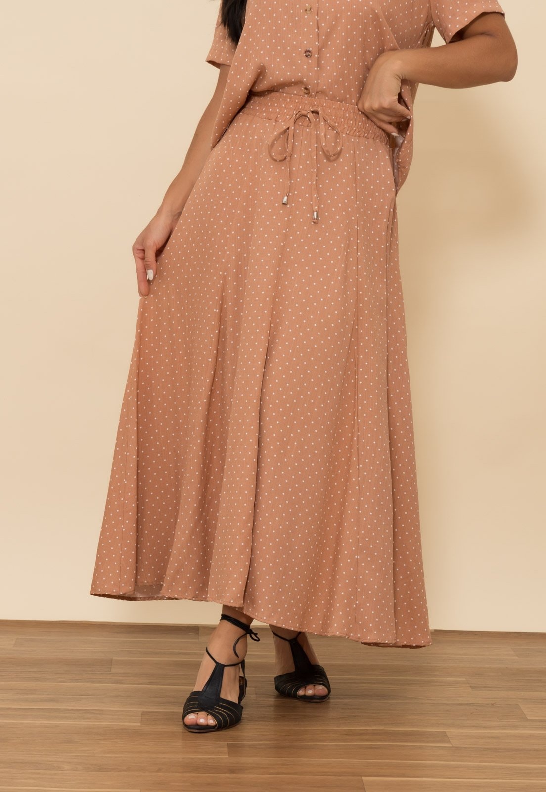 Imagem principal Saia Dani Viscolinho Poá Aura bege