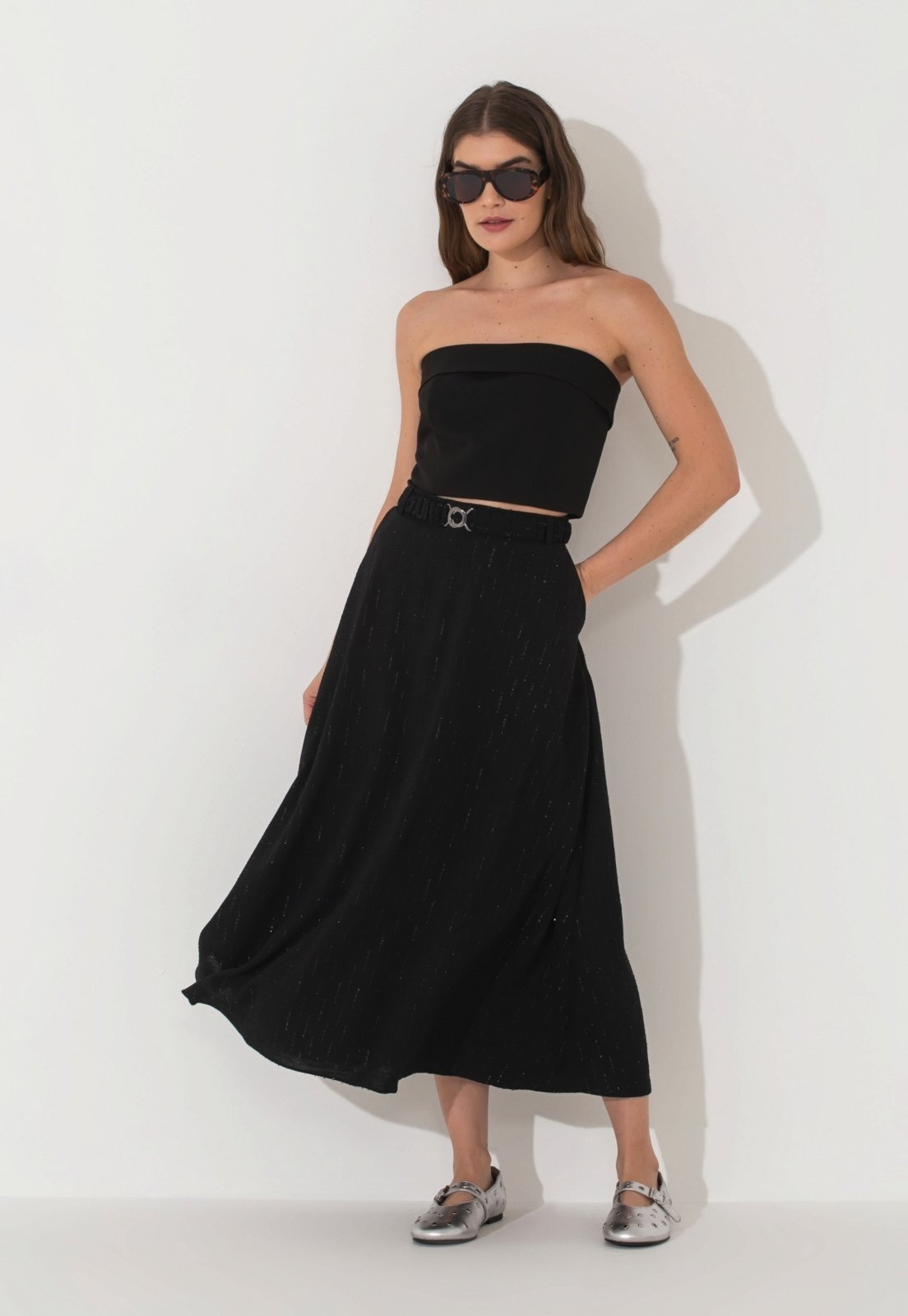 Imagem principal Saia Evasê Traymon Midi Com Cinto Traymon preto