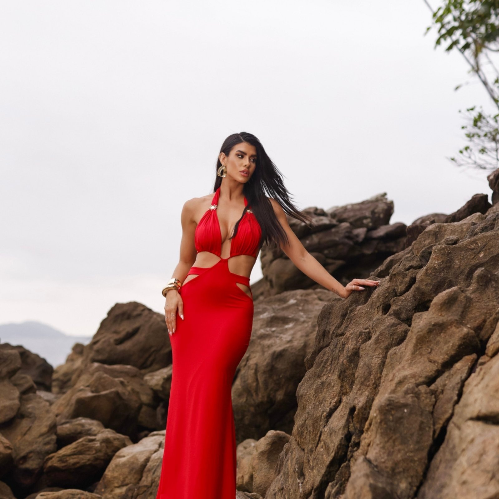 Imagem principal Vestido Longo Cut Out Tubinho Sereia Festas Auroriine Cia do Vestido vermelho