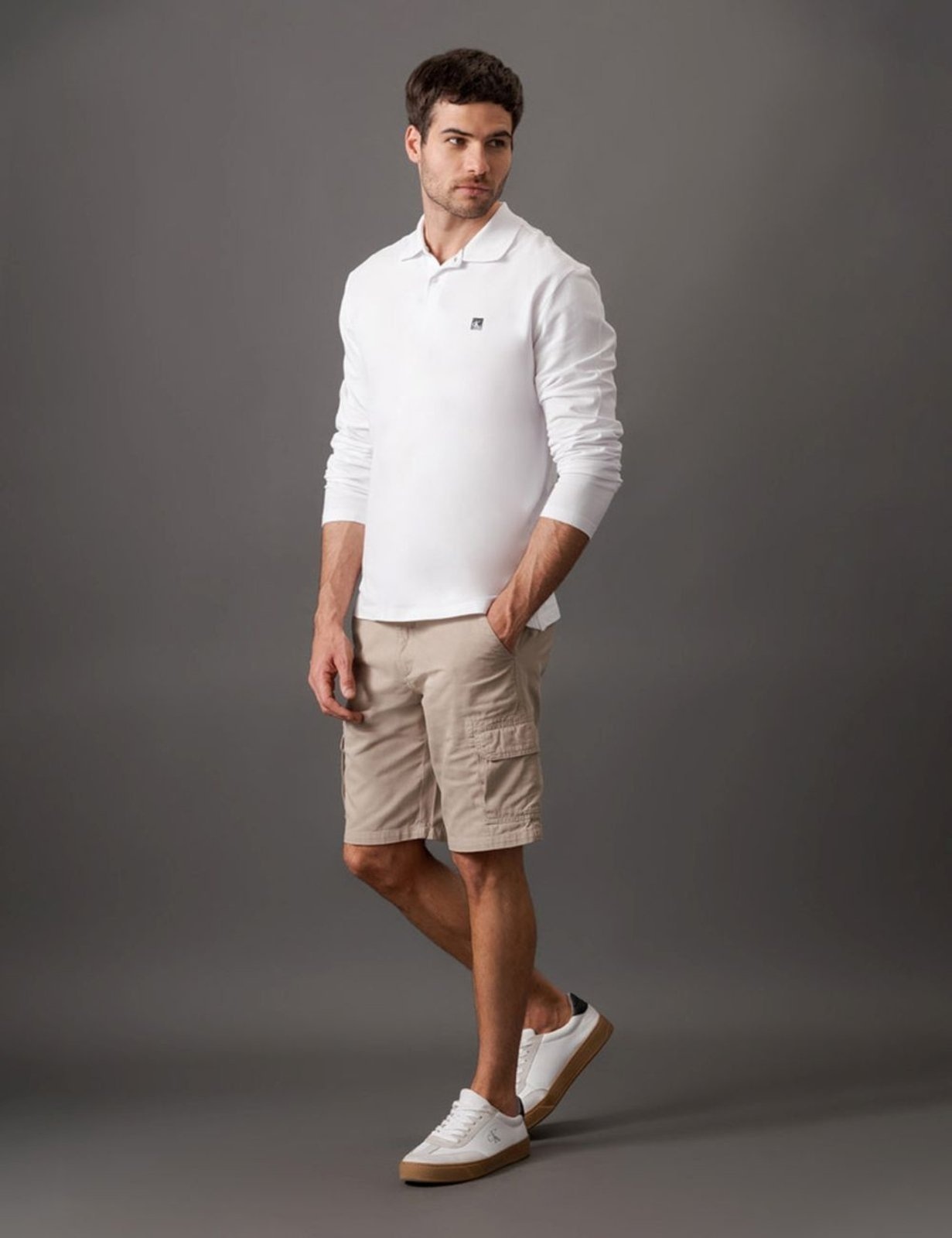 Imagem principal Bermuda Masculina Color Cargo Calvin Klein Jeans - Caqui Claro Calvin Klein Jeans cáqui caqui