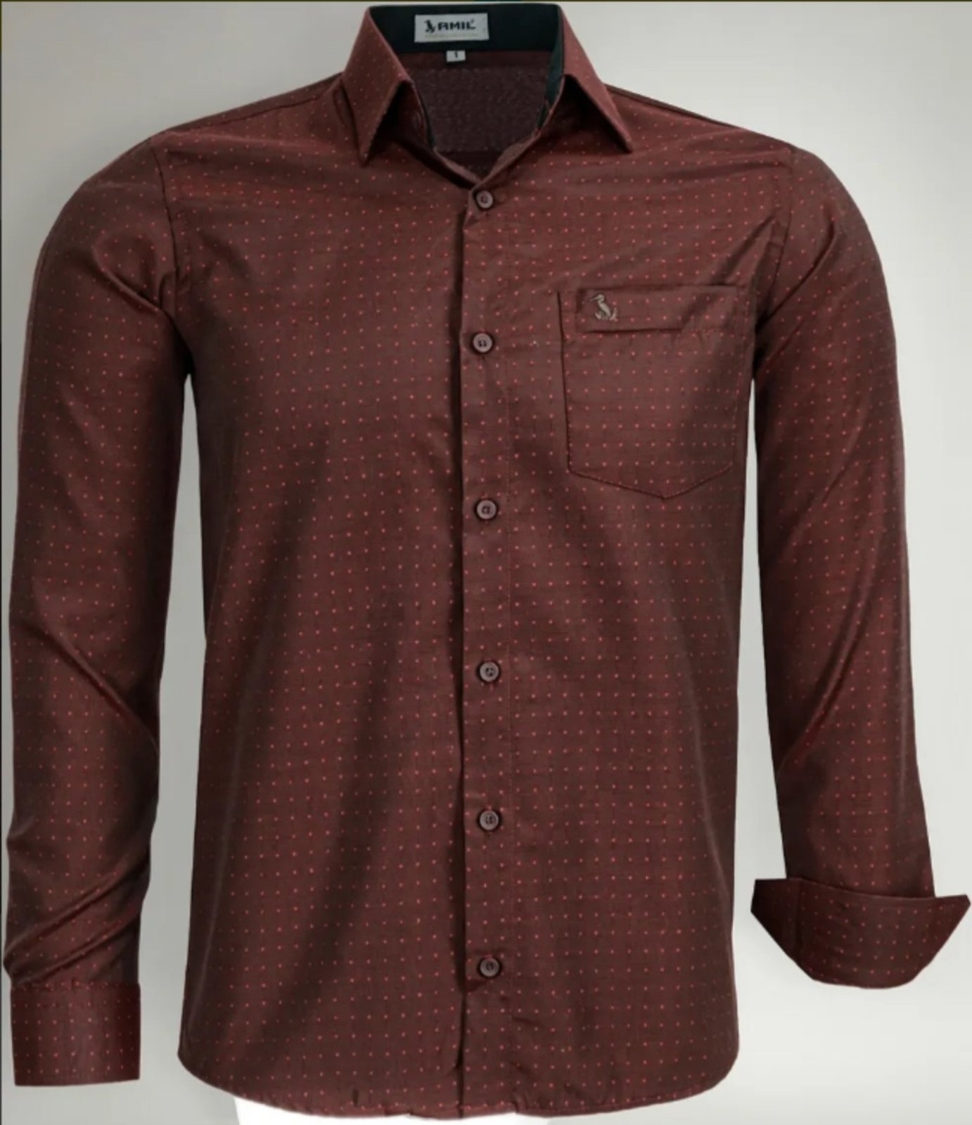 Imagem principal Camisa Social Amil Comfort Misto Maket Macia Fácil de Passar C/Bolso Manga Longa Bordô Amil vinho