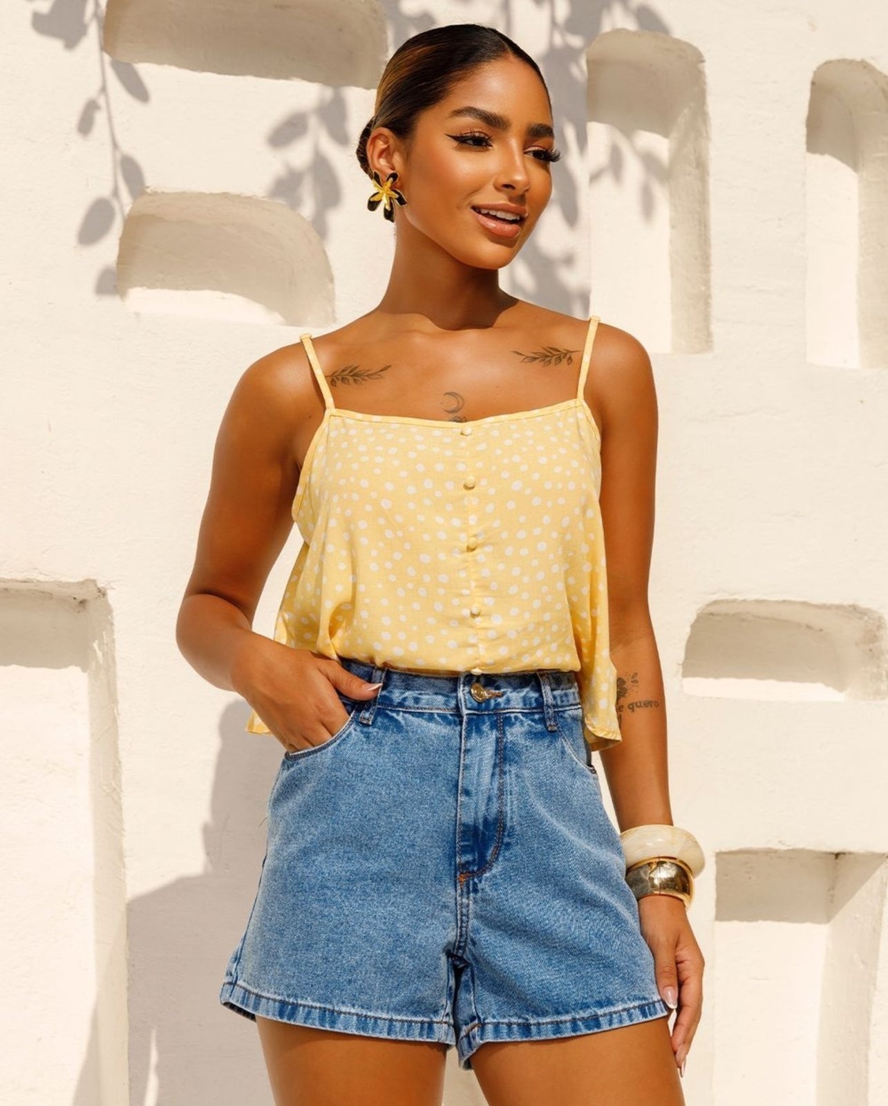 Imagem principal Shorts Mom Feminino Cintura Alta Básico 70101 Sky Médio Consciência jeans