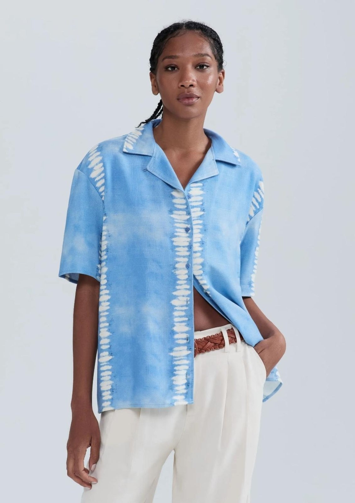 Imagem principal Camisa Feminina Estampada Manga Curta Hering azul