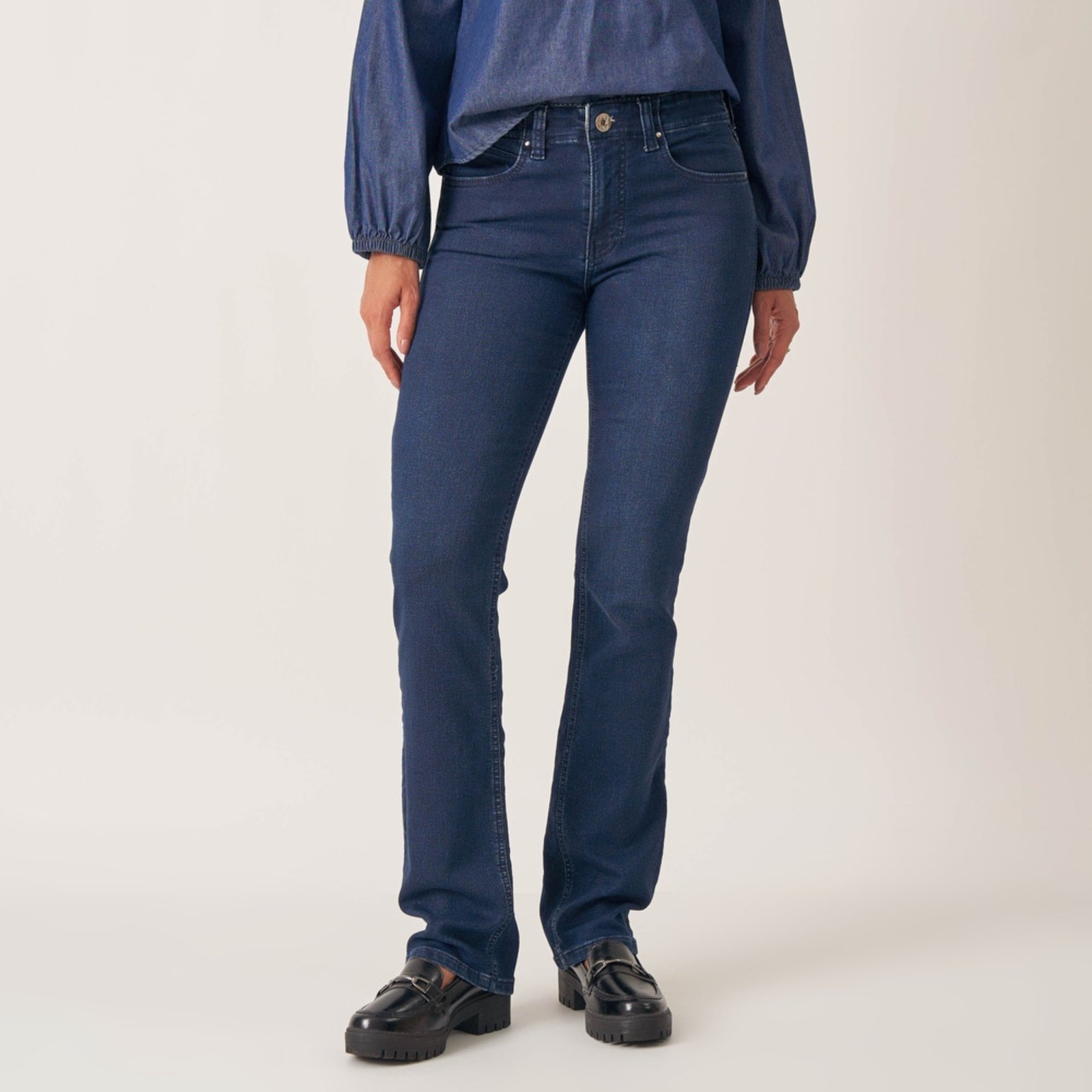 Imagem principal Calça Confort Reta Cintura Alta Cós Revel Listras Bloom jeans