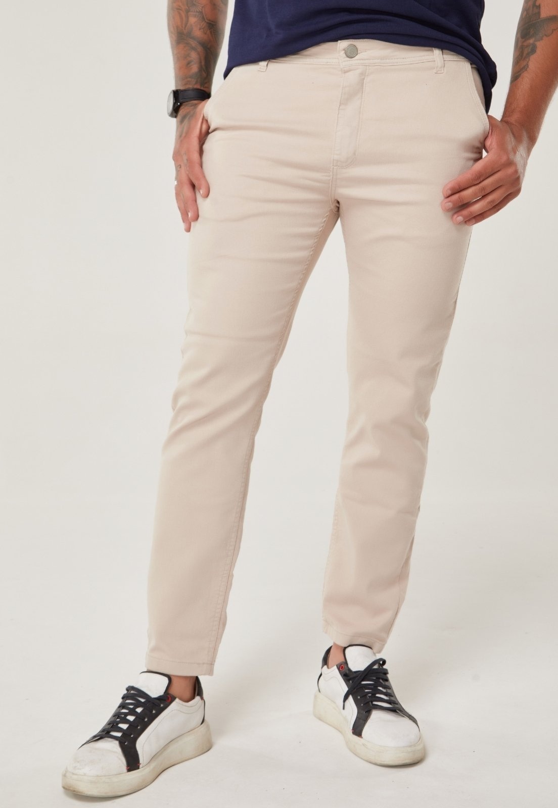 Imagem principal Calça Masculina Slim com Elastano Koenig Patria Brasil bege