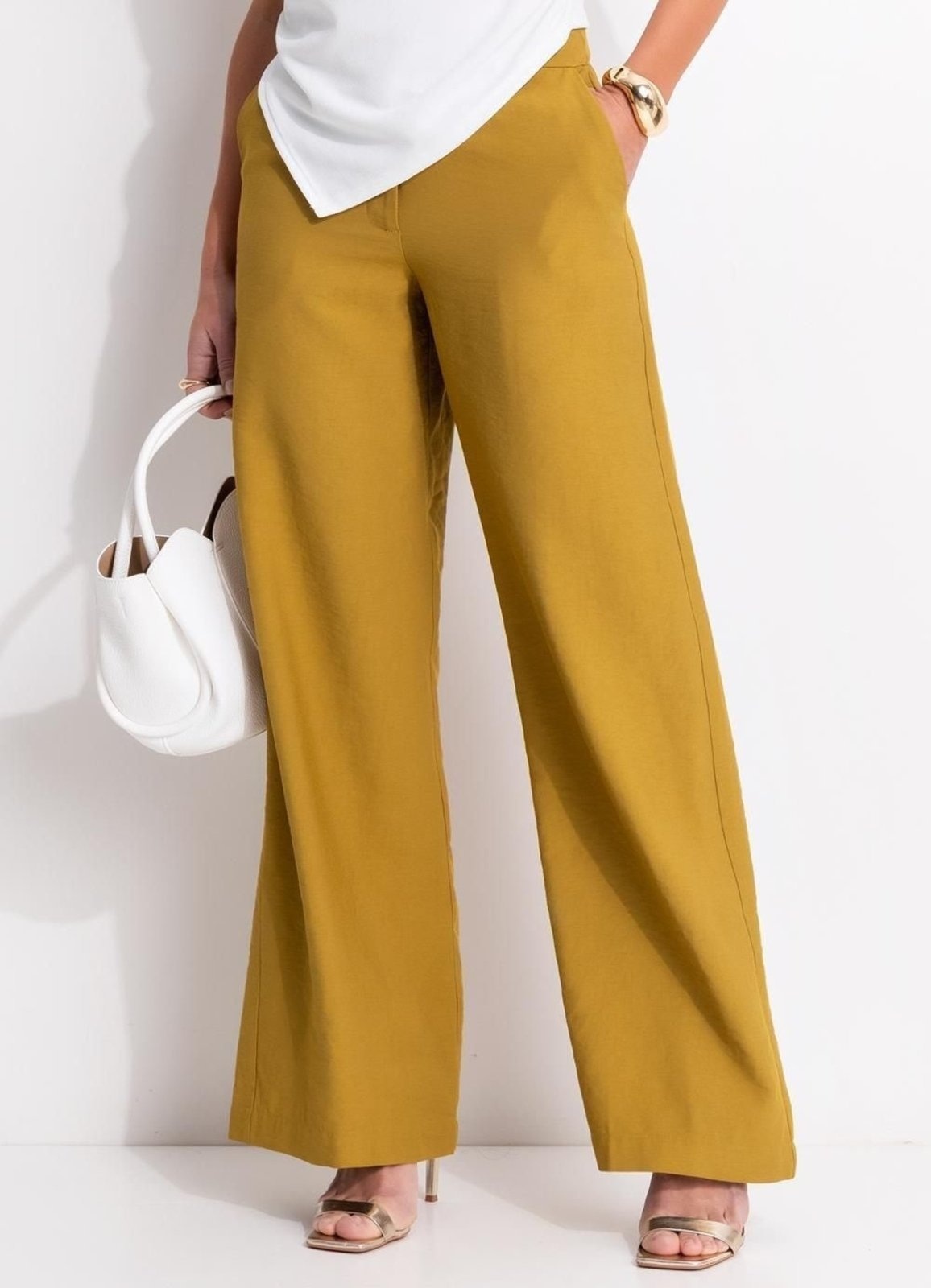 Imagem principal Calça Em Tecido Alfaiataria De Visco Oliva Quintess verde