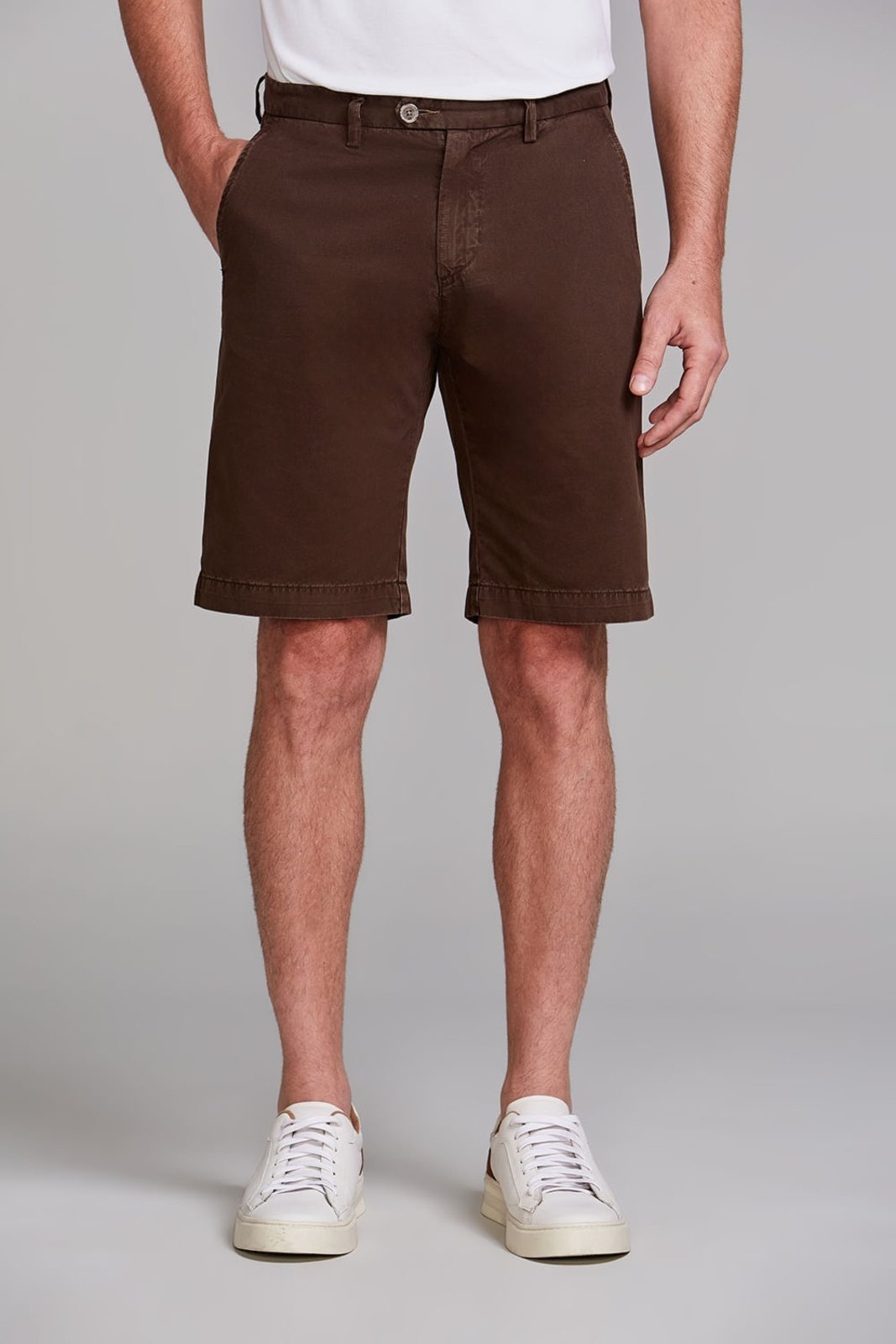 Imagem principal HIGHSTIL Bermuda Chino Comfort Café HIGHSTIL marrom