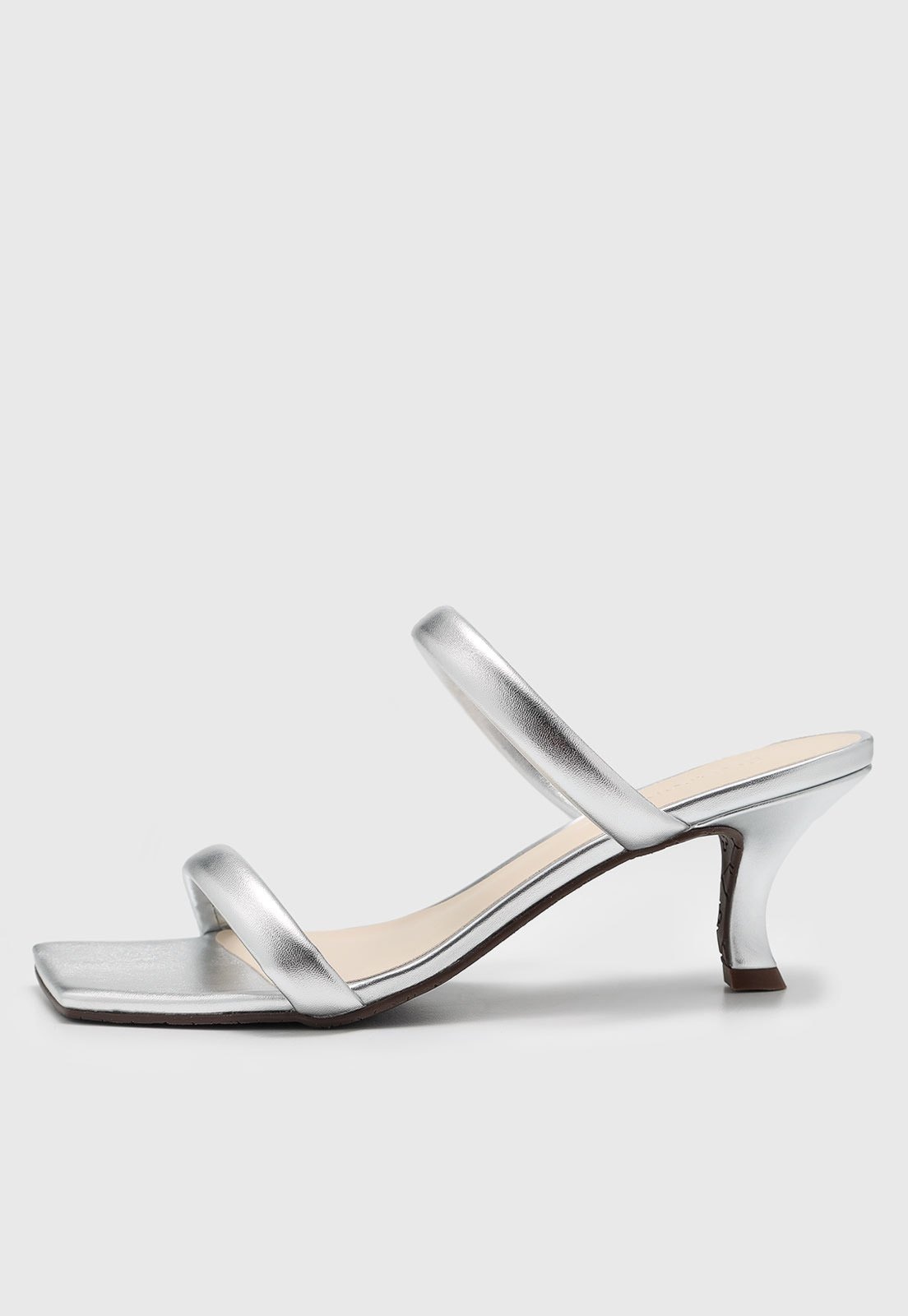 Imagem principal Sandália Feminina Capodarte Salto Baixo Ponta Quadrada Capodarte prata