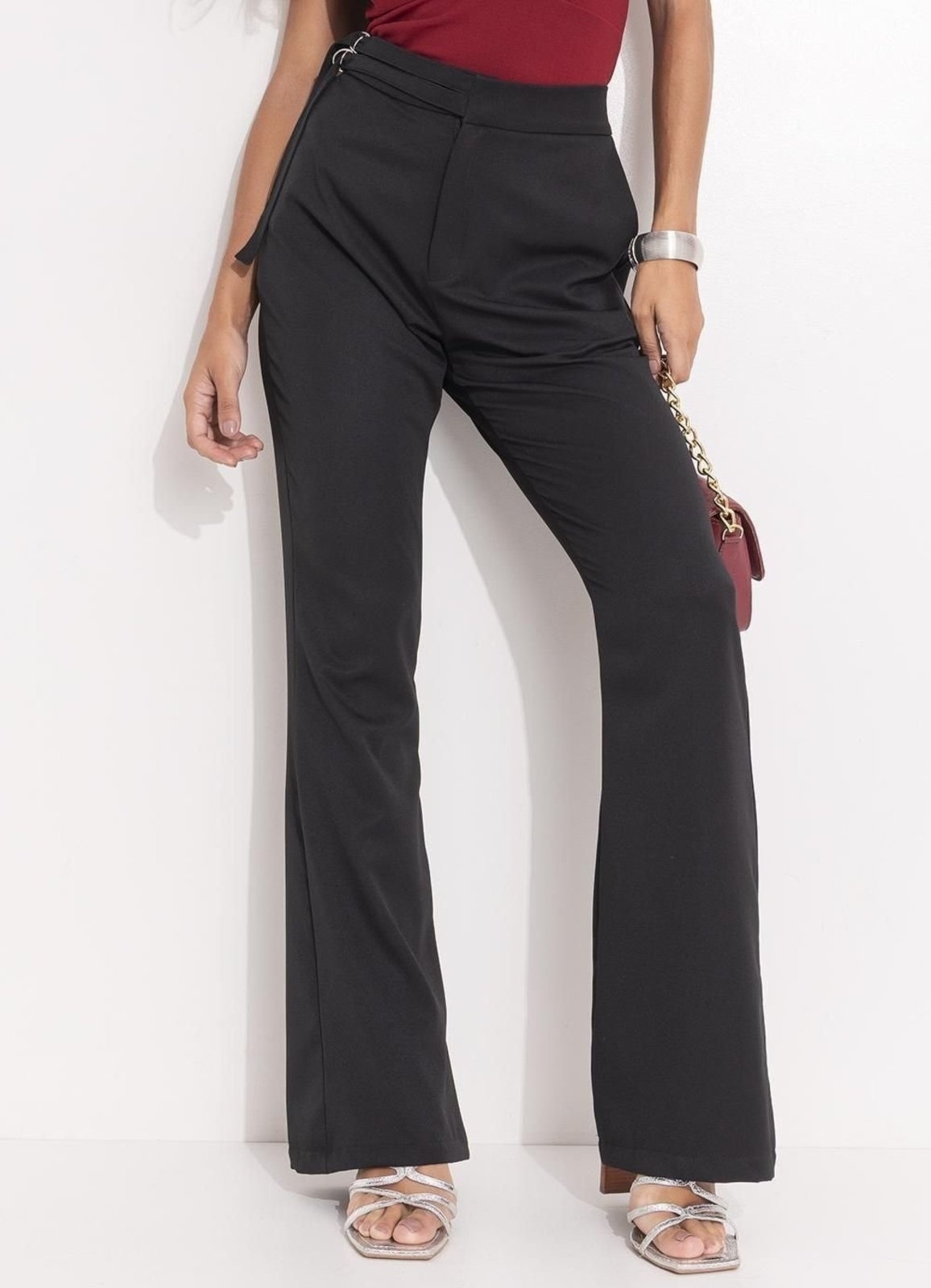 Imagem principal Calça Feminina Em Tecido Plano Maquinetado Quintess preto