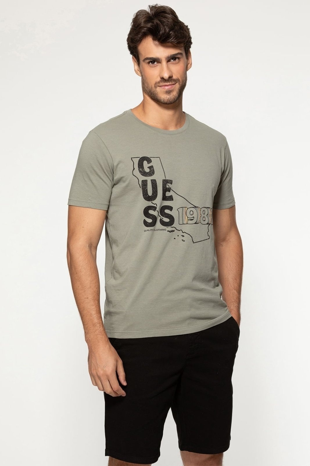 Imagem principal Camiseta Guess Mapa Califórnia 1981 Verde Guess verde oliva