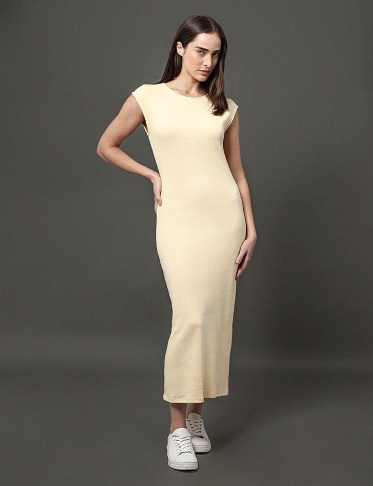 Imagem principal Vestido Feminino Midi Ribana Tricot Calvin Klein Jeans Manteiga Calvin Klein Jeans amarelo