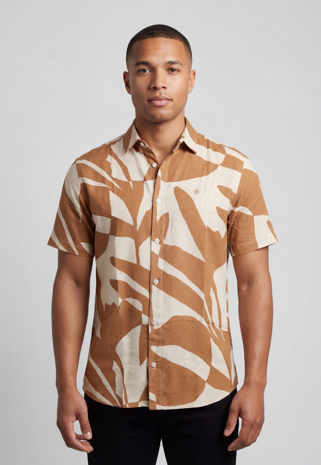 Imagem principal Camisa Masculina Forum Estampada Forum caramelo