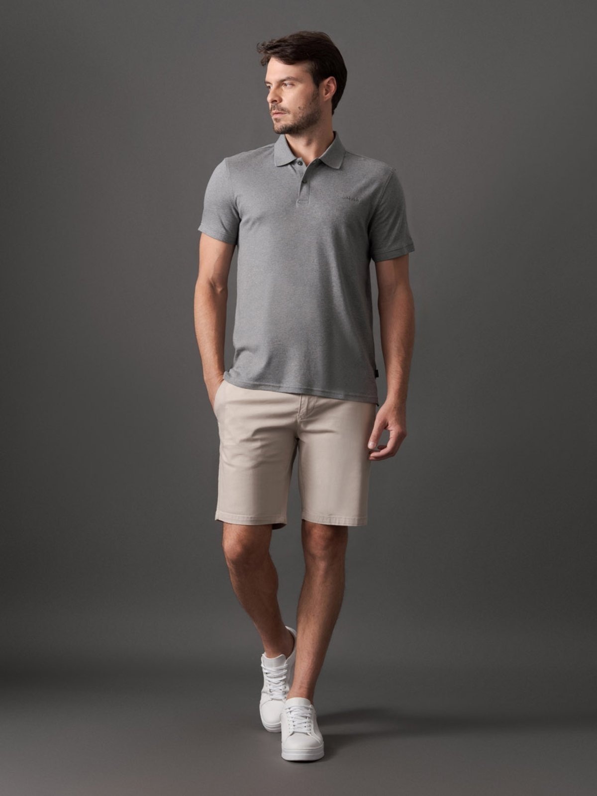 Imagem principal Polo Masculina Liquid Touch Calvin Klein - Mescla CKS Premium Label cinza