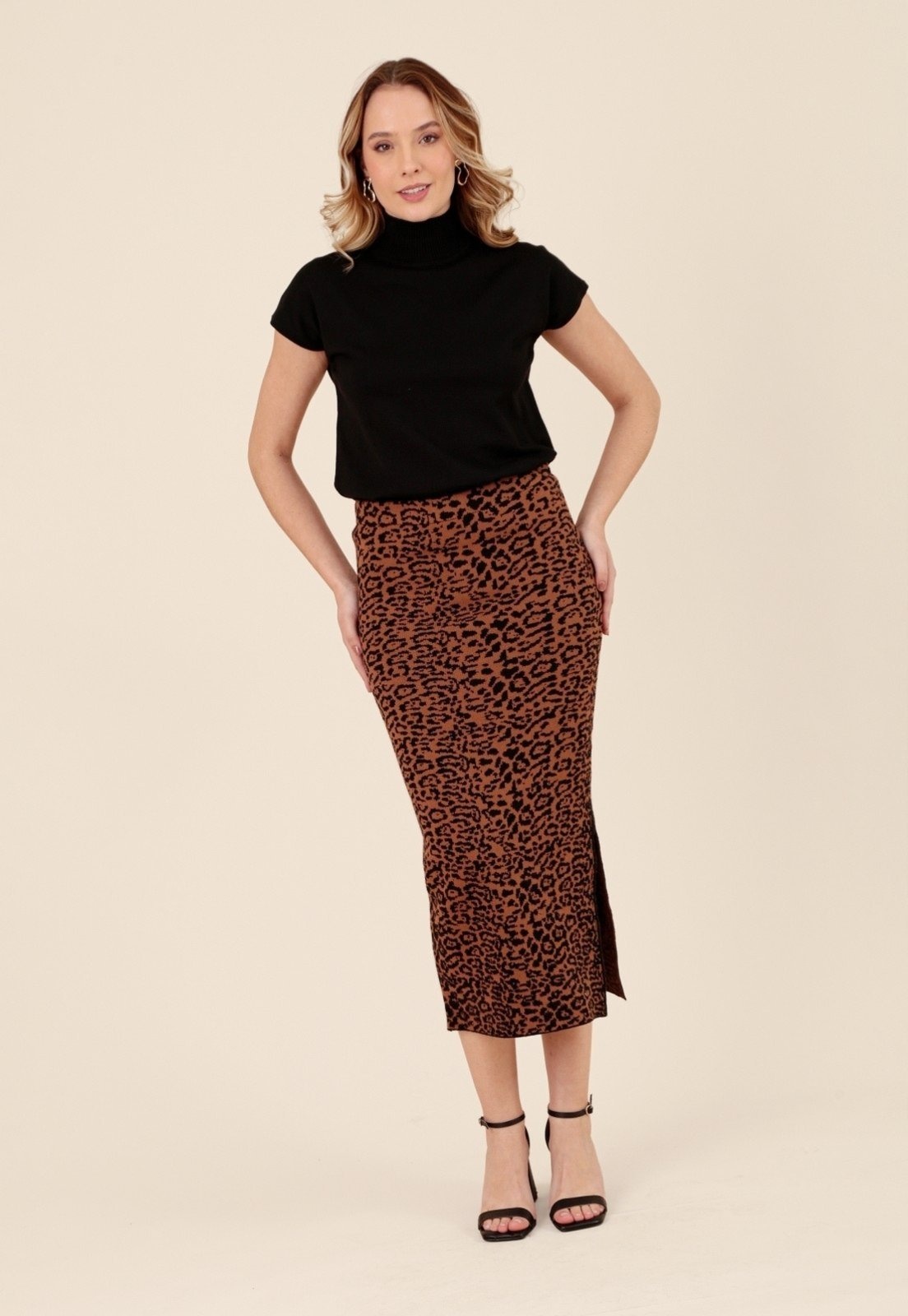 Imagem principal Saia Midi Pop Me Em Tricô Jaquard Animal Print Pop Me preto