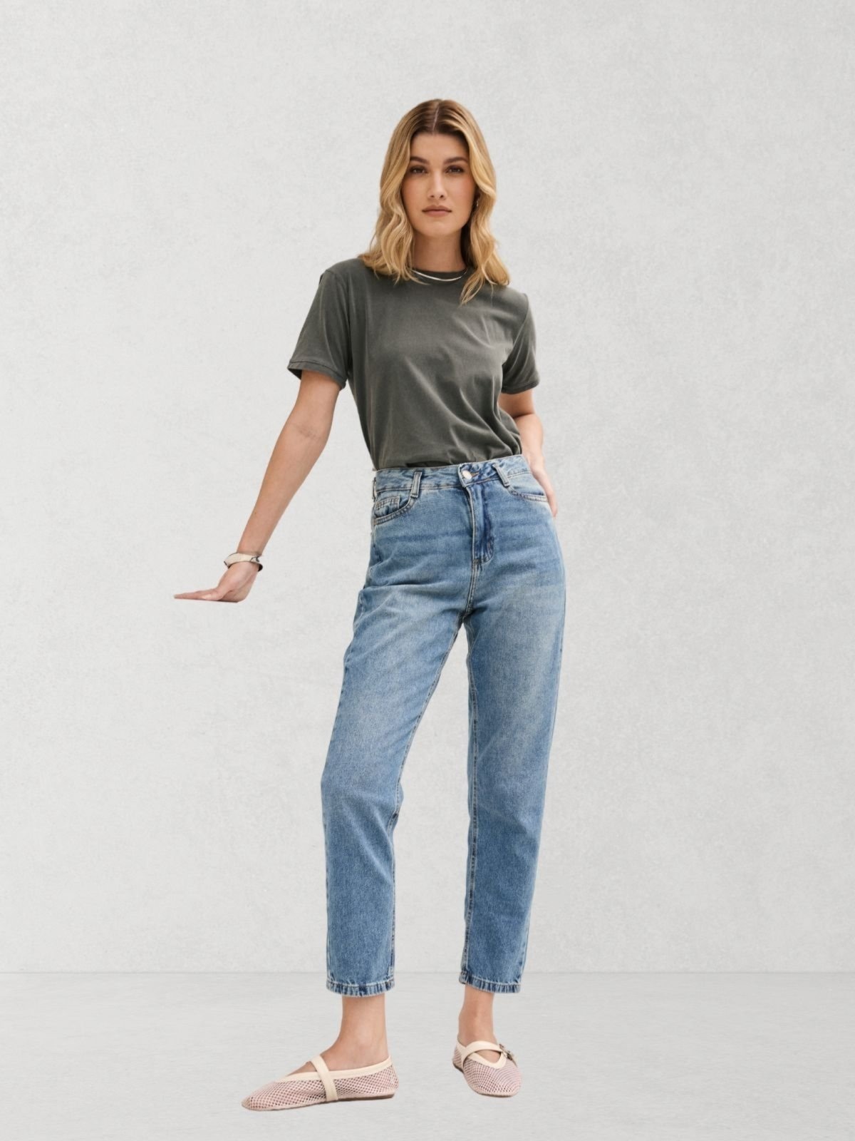 Imagem principal Calça Via Lessa Austin Modelagem Mom Jeans Médio Via Lessa azul