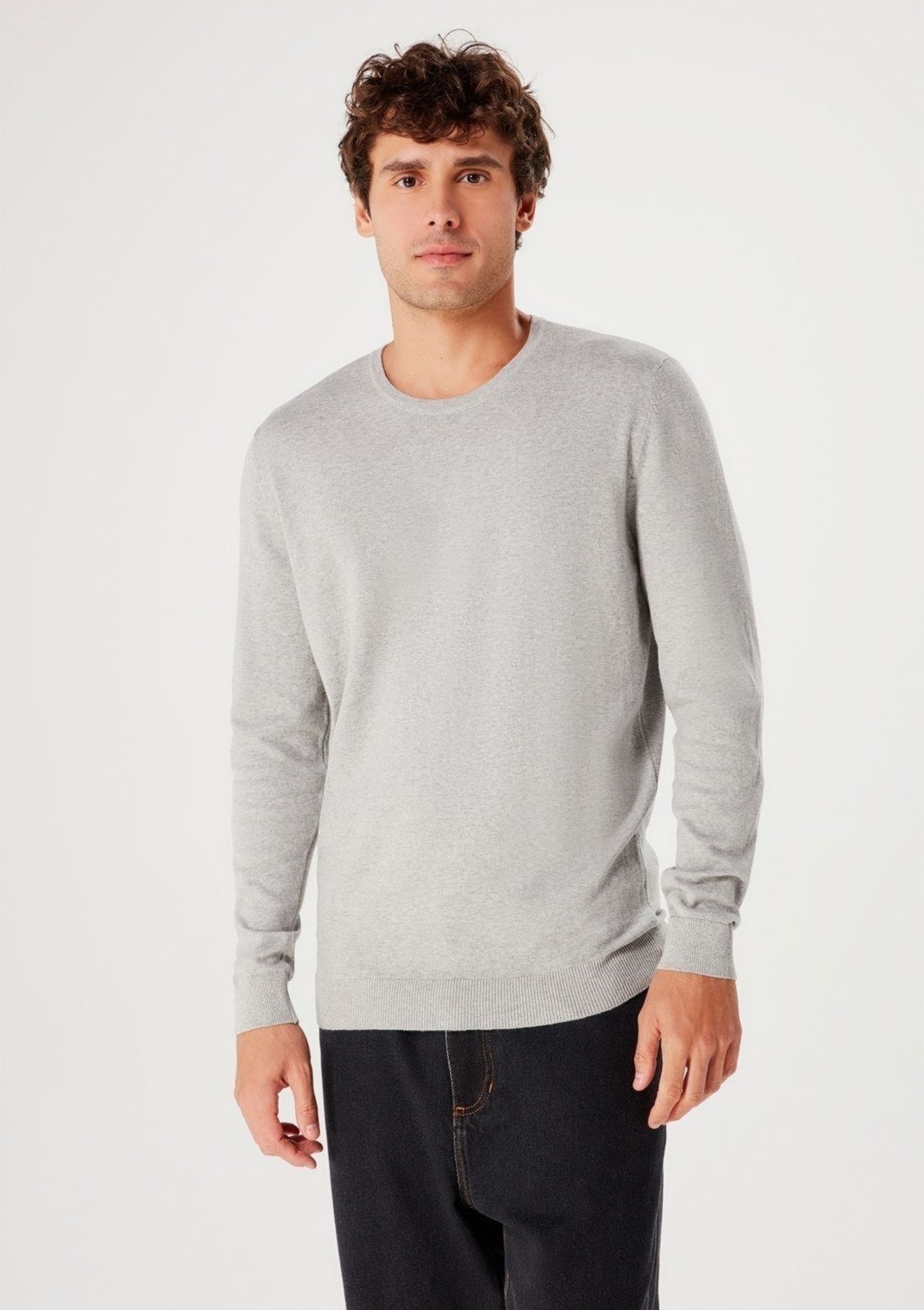 Imagem principal Blusão Básico Masculino Regular Em Tricô Hering cinza