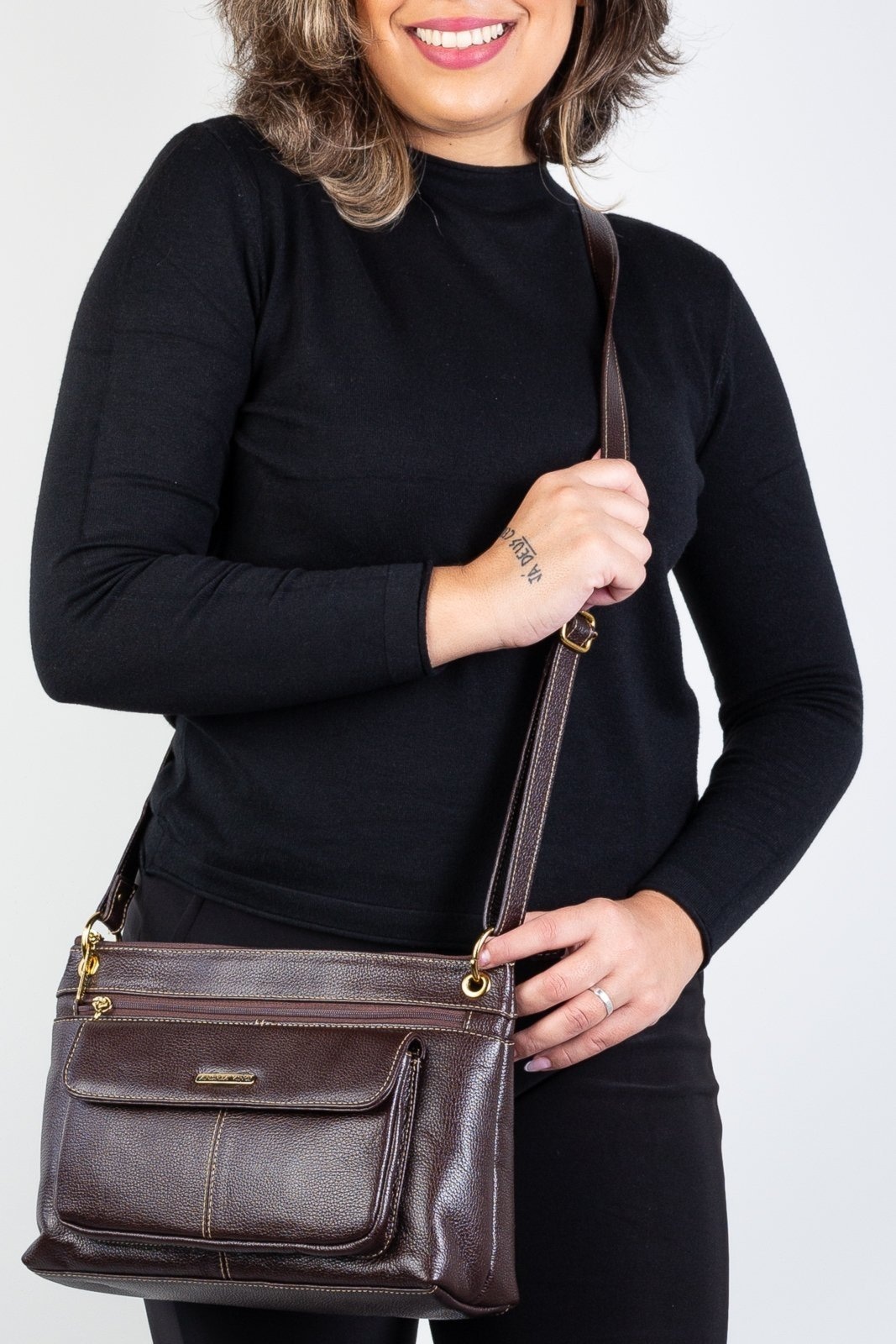 Imagem principal Bolsa Andrea Vinci Tiracolo De Couro Liso Celine - Café Andrea Vinci vermelho