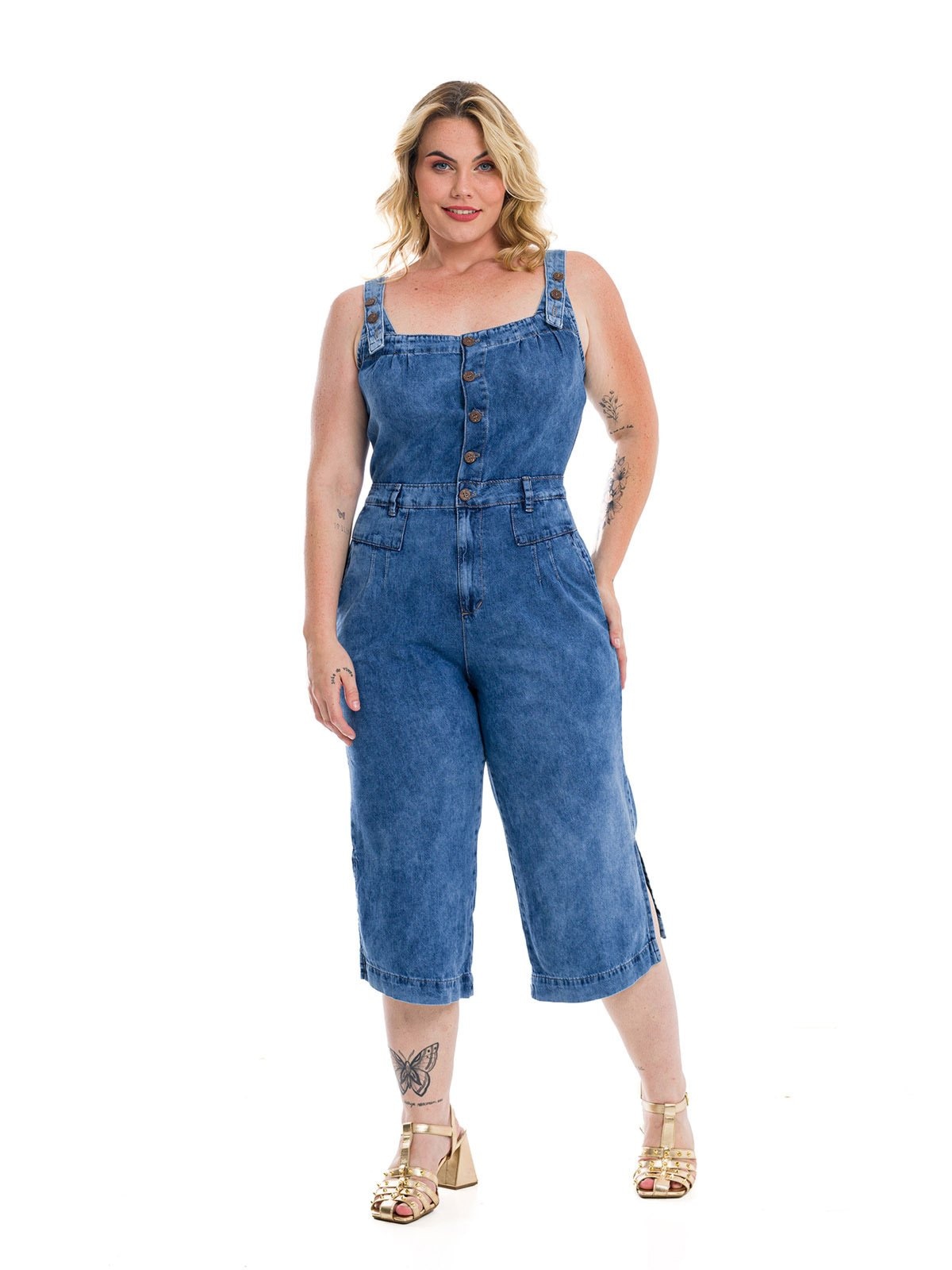 Imagem principal Macacão Pantacurt Restrito Jeans com Botões MÉDIO Restrito Jeans azul