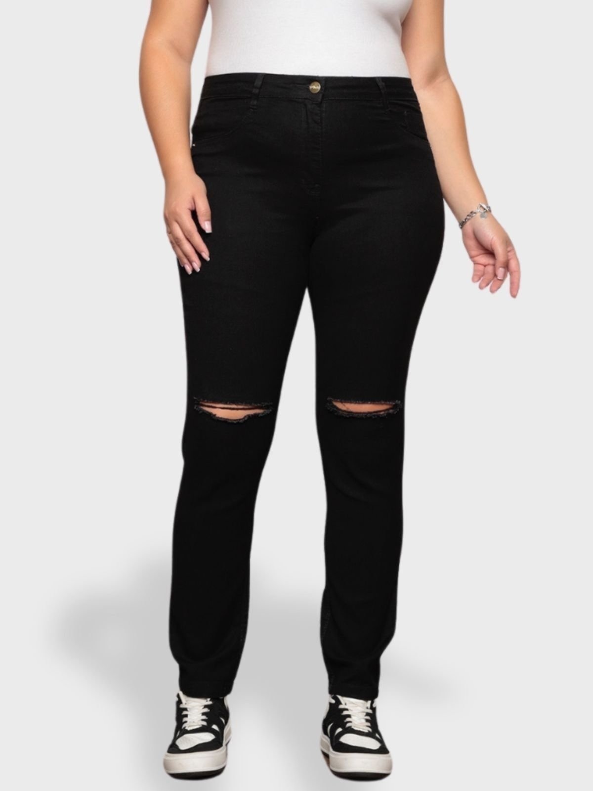 Imagem principal Calça Jeans Plus Size Rasgada Feminina Preta Estilo Moderno Ajuste Confortável Safira Moda preto