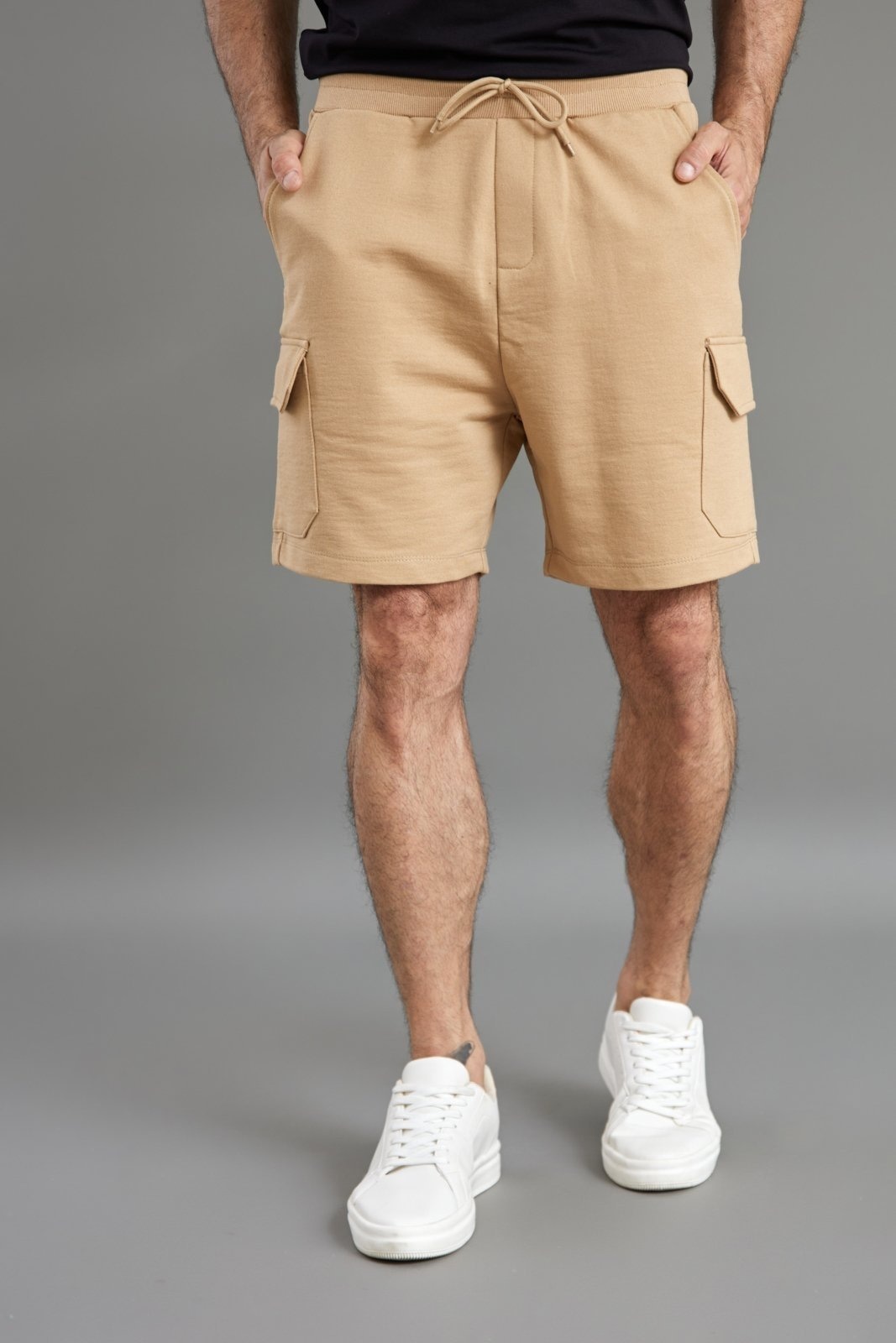 Imagem principal Bermuda Moletom Masculina em Poliéster Bolso Cargo e Cordão Dialogo Jeans amarelo/bege/bronze/caramelo/cobre/cáqui