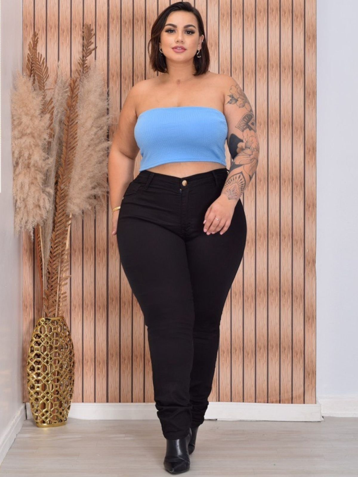 Imagem principal Calça Donna De Paula Skinny Preta Plus Size Cintura Alta Com Elastano Donna de Paula preto