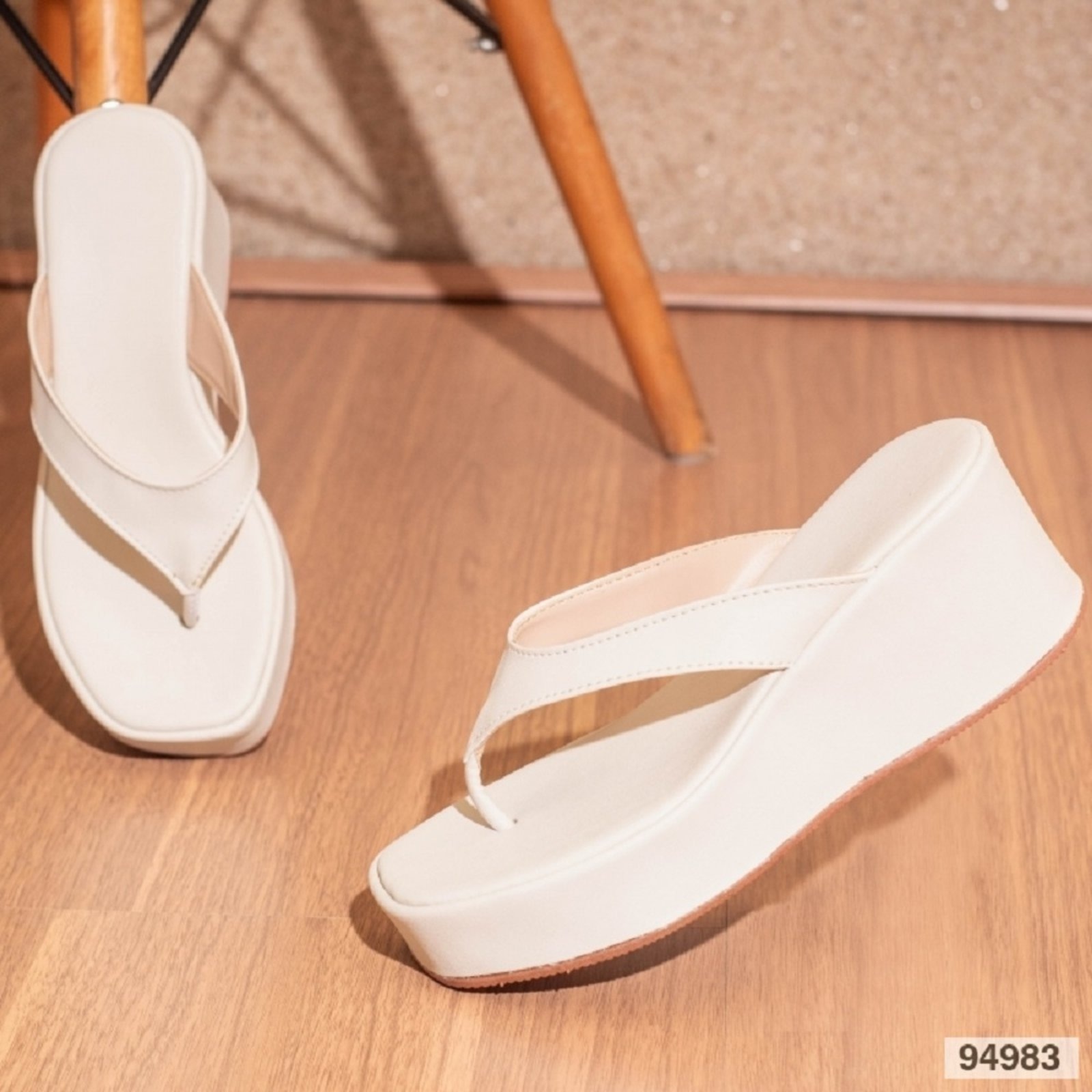 Imagem principal Tamanco 2160 V Asa Delta Rofely Off White Rofely off-white white