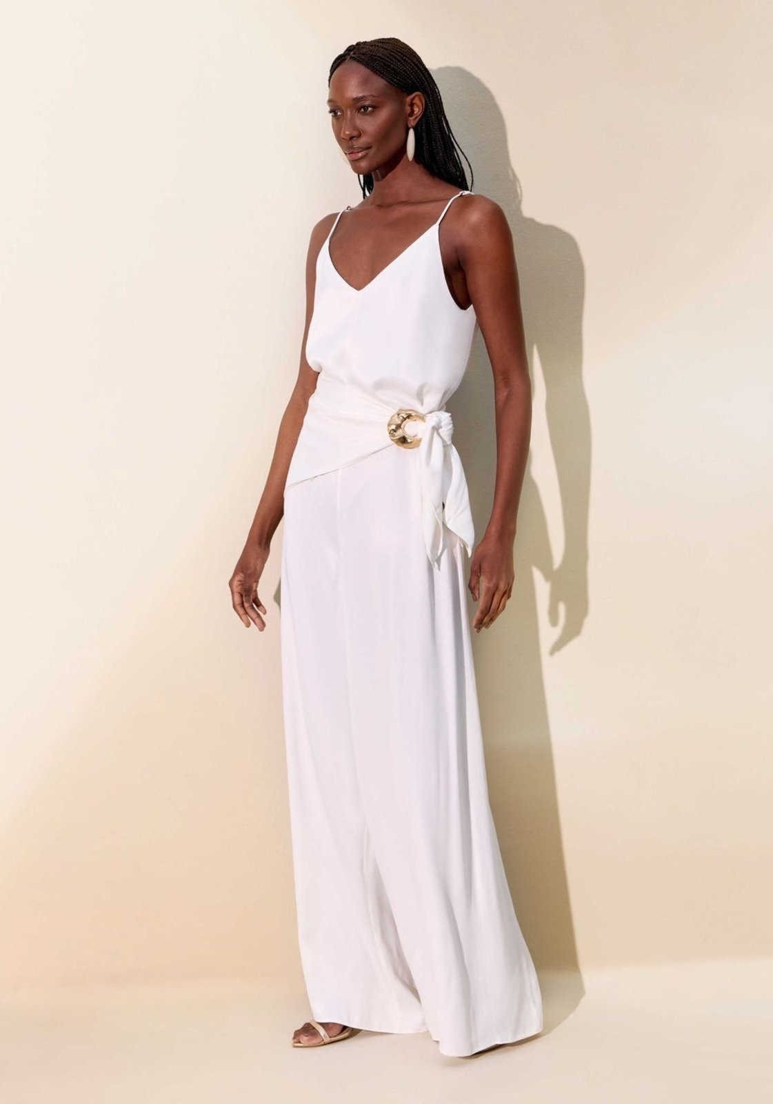 Imagem principal Macacão Longo De Alças Decote V Lança Perfume branco