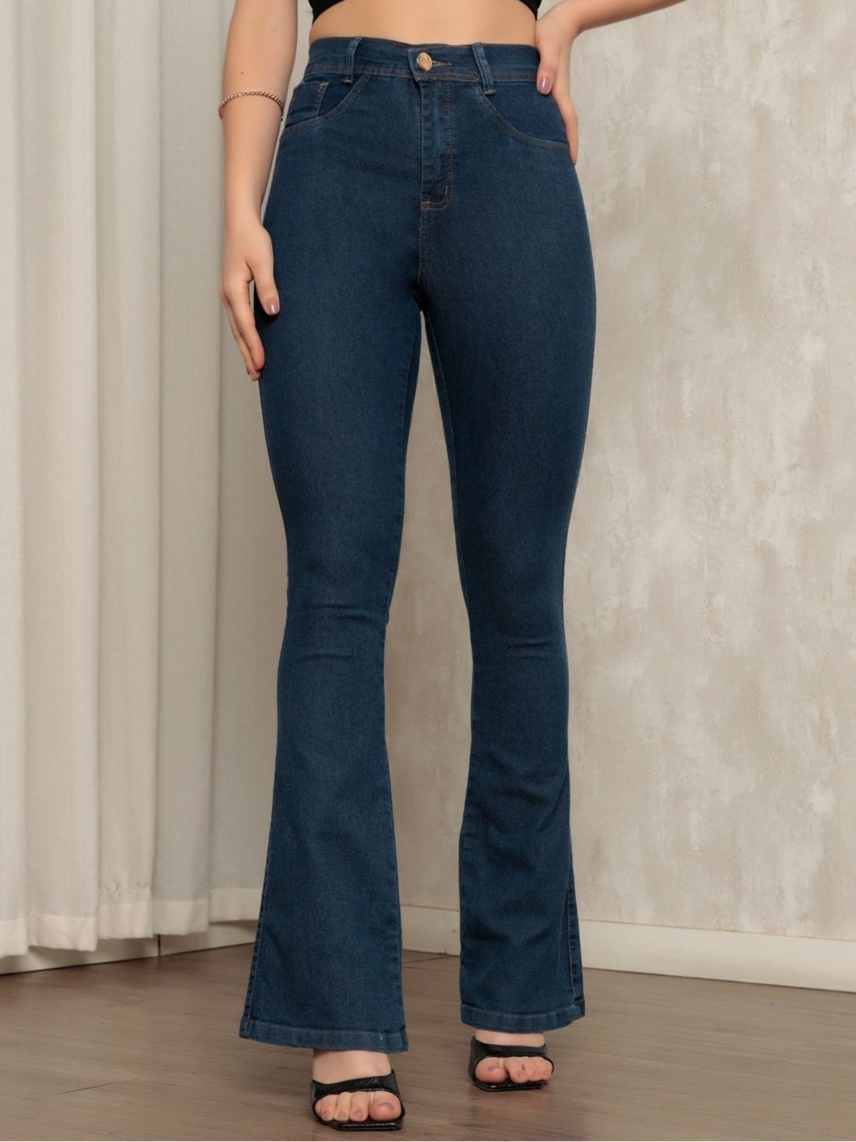 Imagem principal Calça Jeans Flare Boca de Sino Feminina Estonado CKF Wear azul