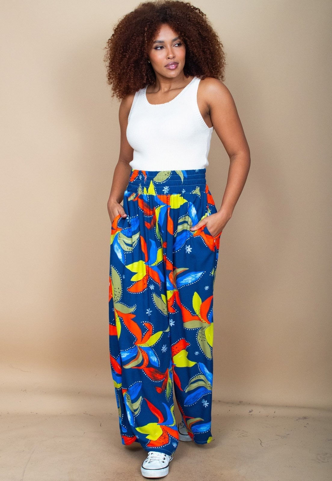 Imagem principal Calça Cabanafree Pantalona Elastic Embaú Estampa Maré Vibrante Cabanafree estampado/multicolorido/rosa/verde