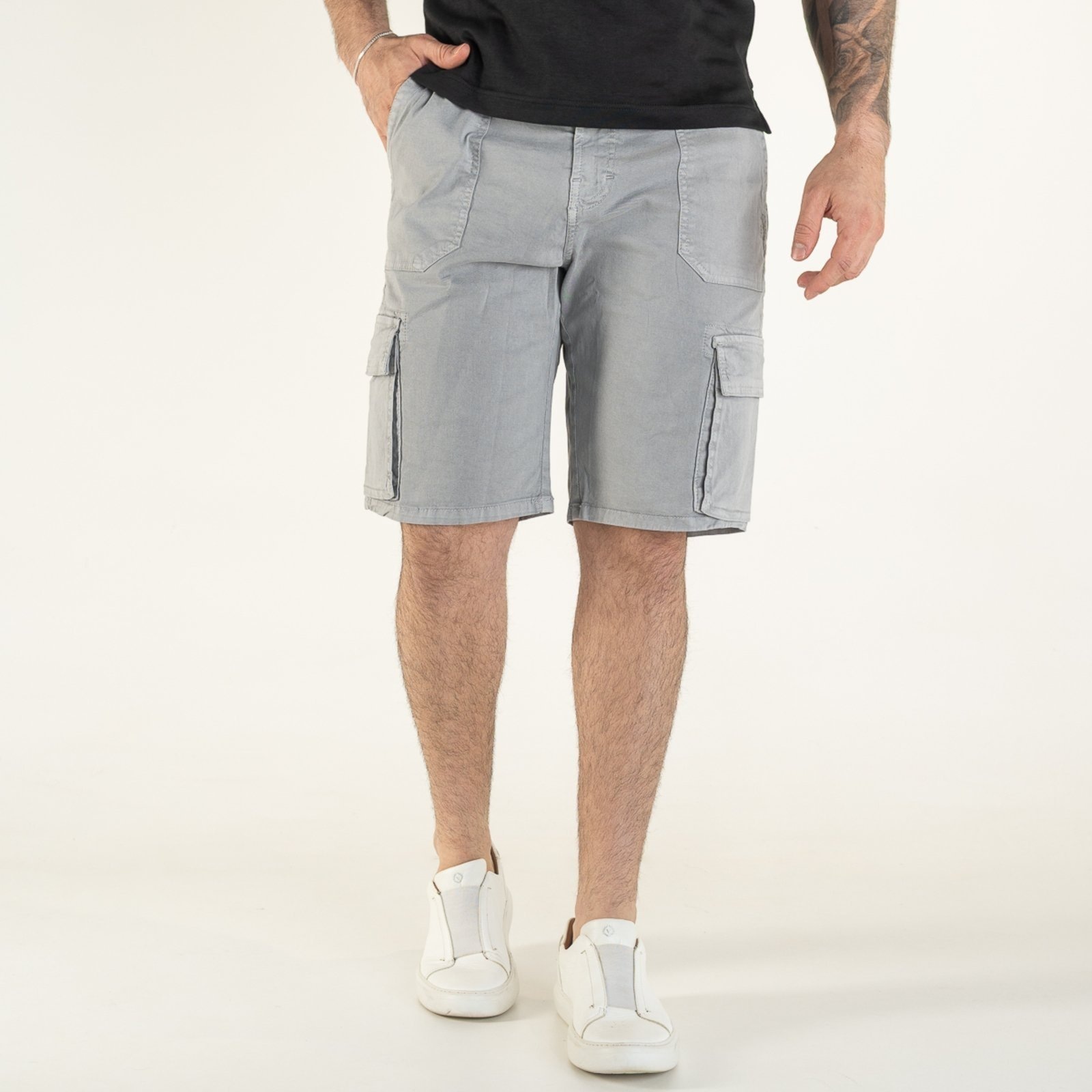 Imagem principal Bermuda John John Regular Cargo Jonh John cinza