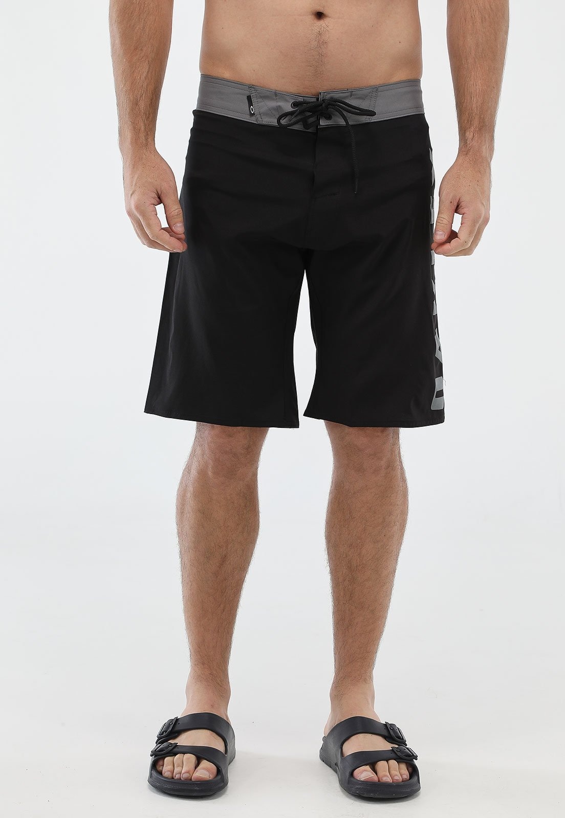 Imagem principal Bermuda Água Oakley Reta Mod Big Icon Preta Oakley preto