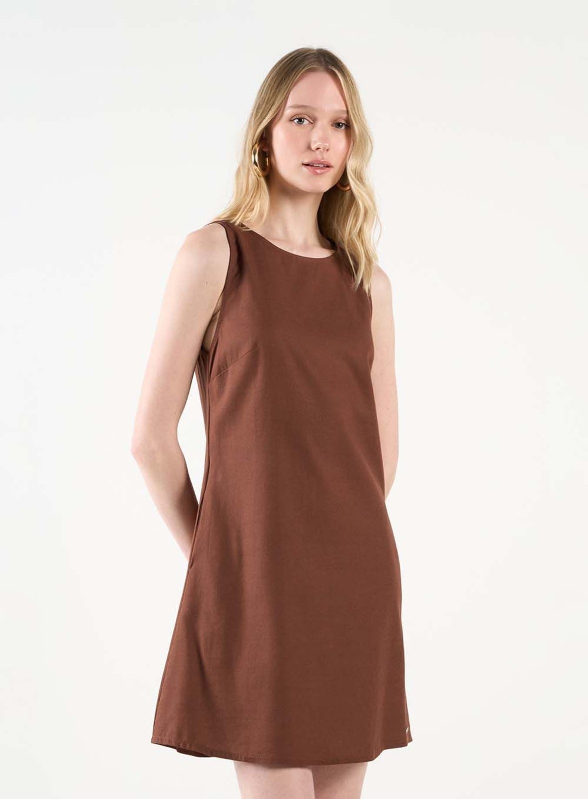 Imagem principal Vestido Curto Evasê Comfort Colcci CLC Truffle Colcci CLC marrom