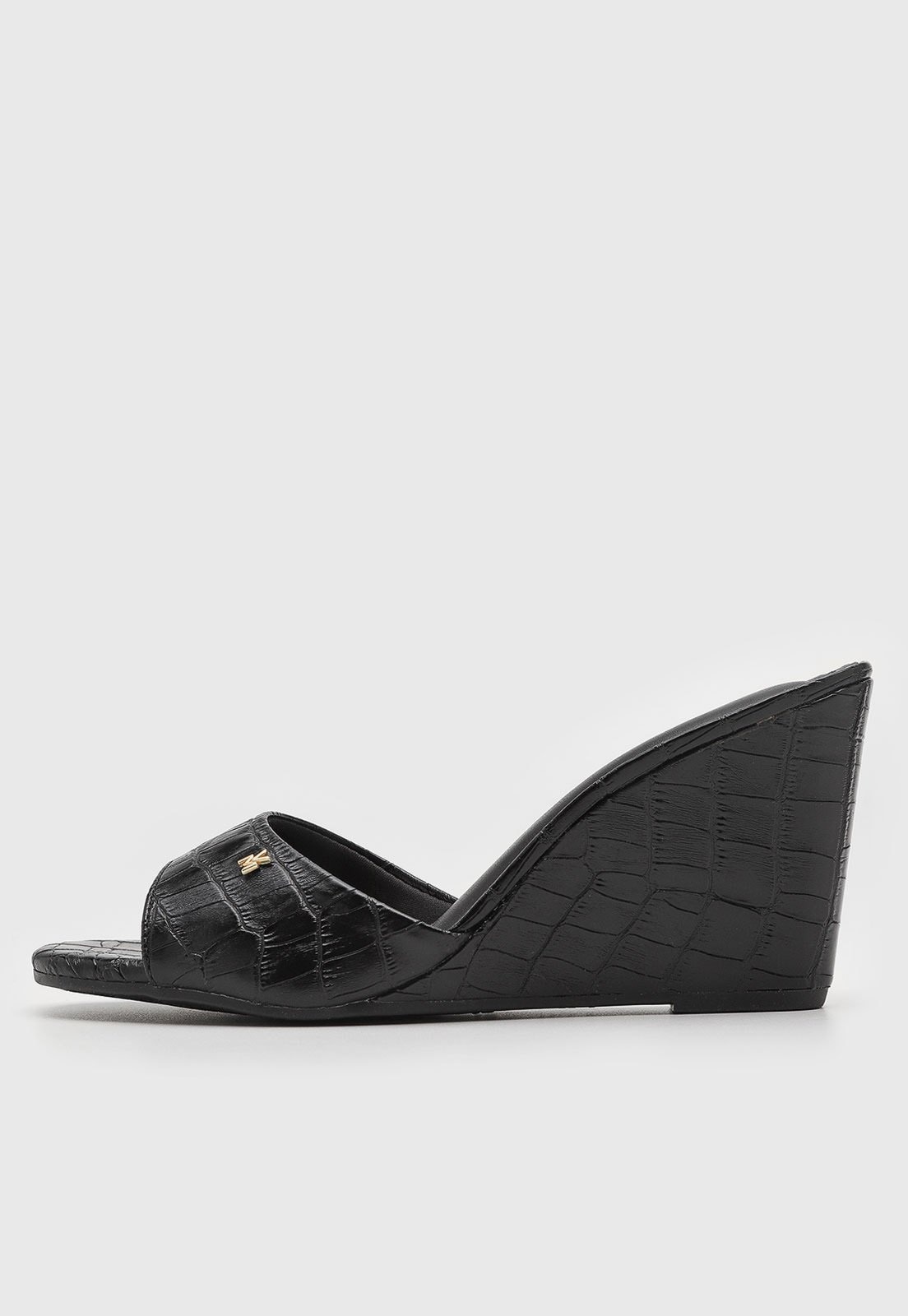 Imagem principal Sandália Feminina Via Marte Salto Anabela Textura Croco Preta VIA MARTE preto