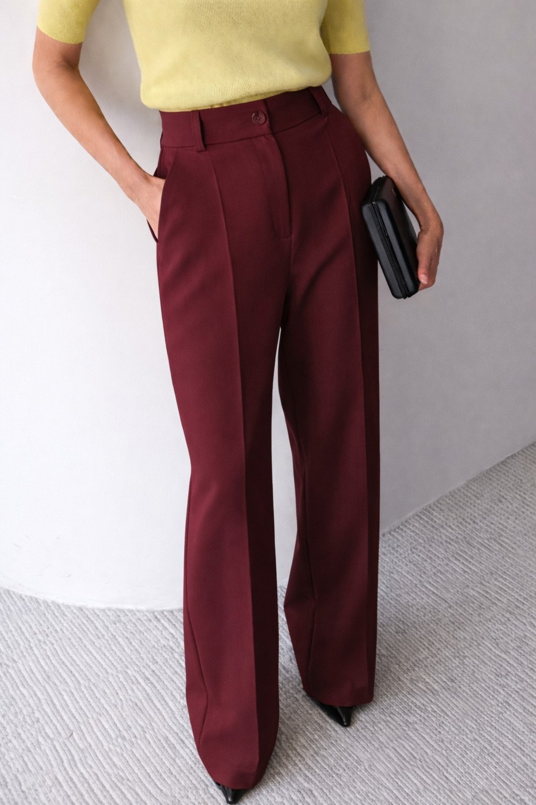 Imagem principal Calça Wide Leg Pantalona Alfaiataria Feminina Dra Maia Marsala Dra Maia vinho