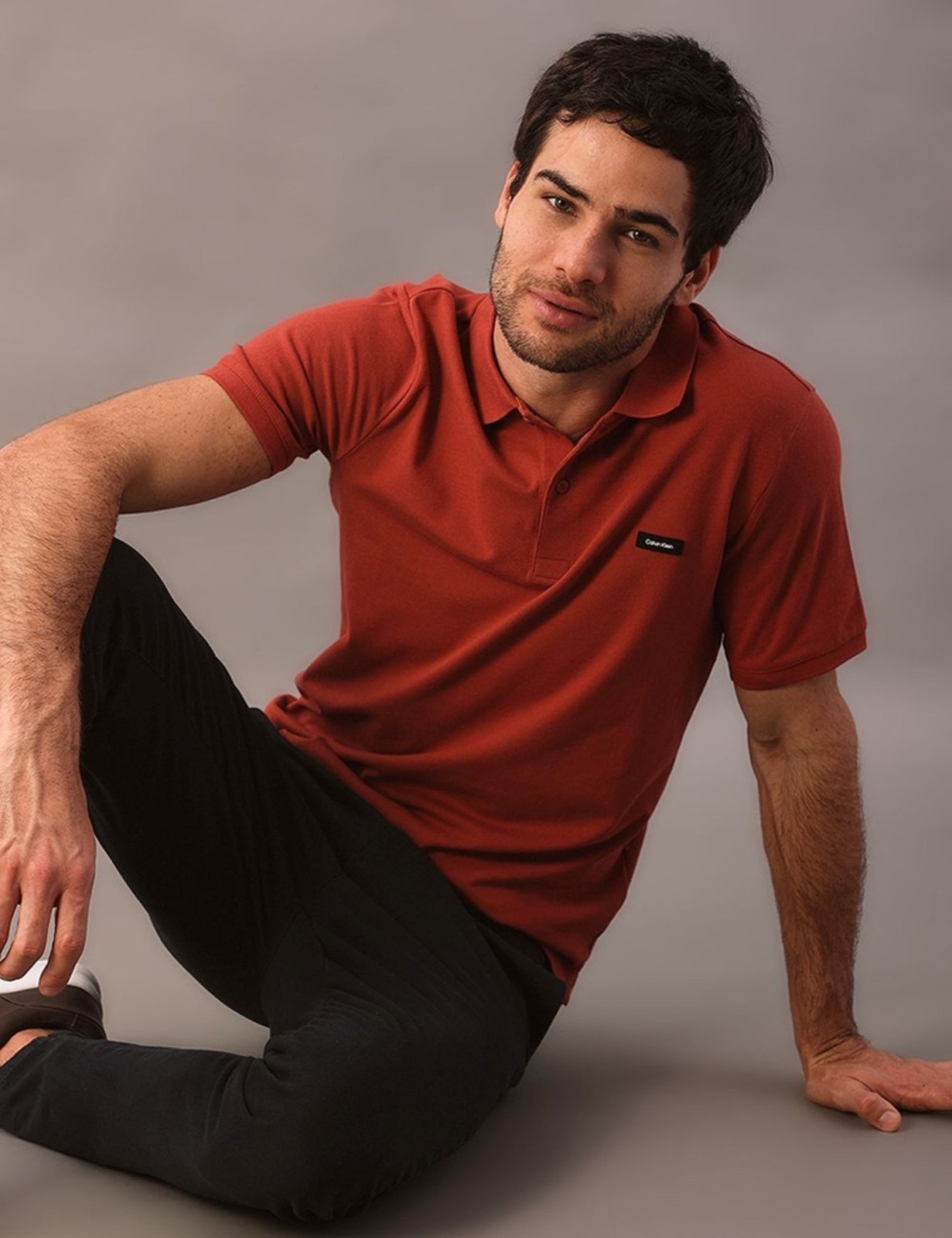 Imagem principal Polo Masculina Slim Piquet Calvin Klein Escuro CKS Premium Label vermelho