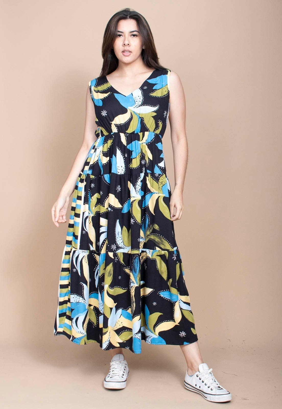 Imagem principal Vestido Cabanafree Regata Longo Peri Viscose Camadas Estampa Jardim Noturno Cabanafree amarelo/azul/estampado/verde