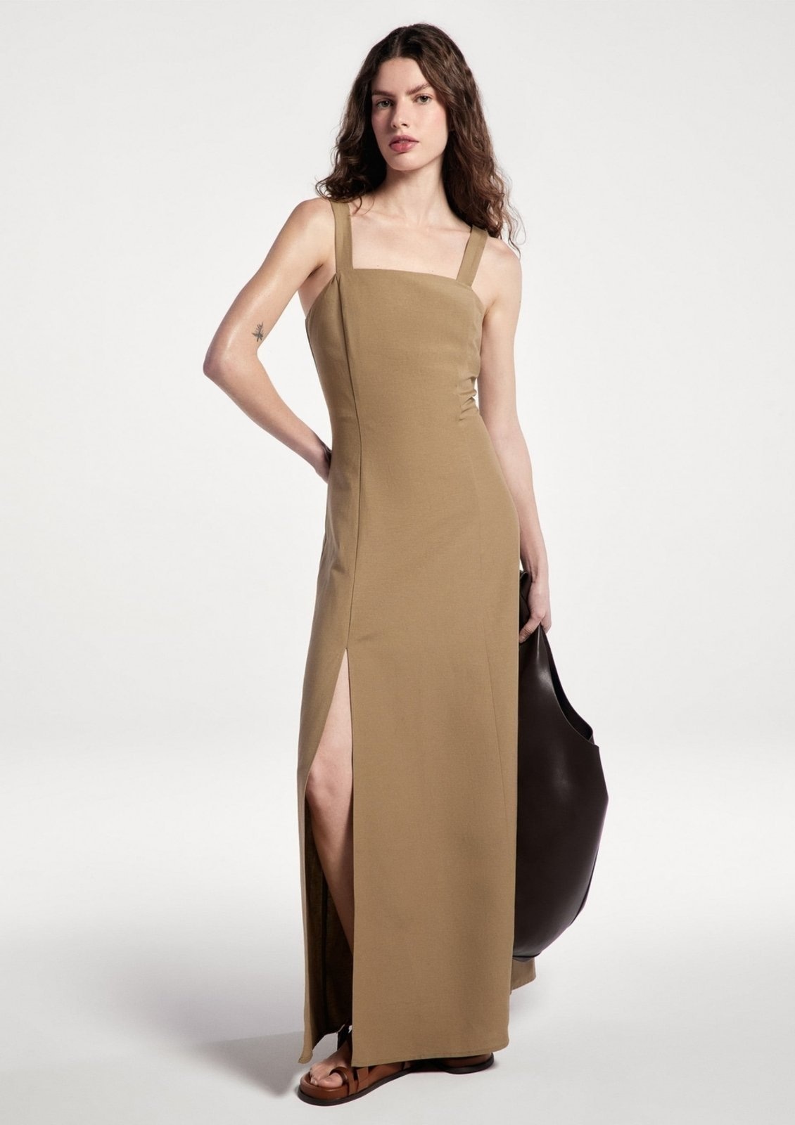 Imagem principal Vestido Longo Em Viscolinho Hering bege