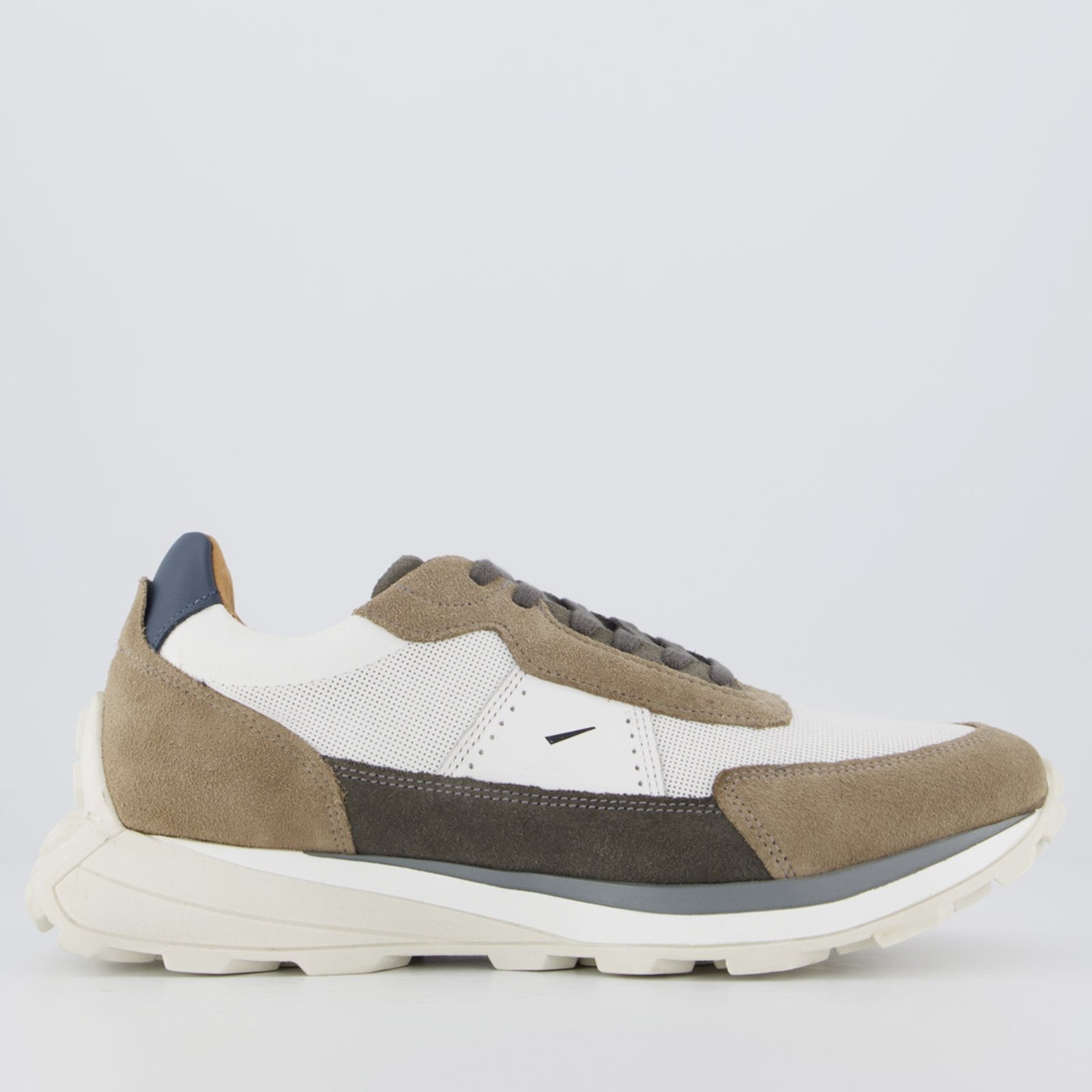 Imagem principal Tênis Ferracini Napa Titanium FERRACINI branco