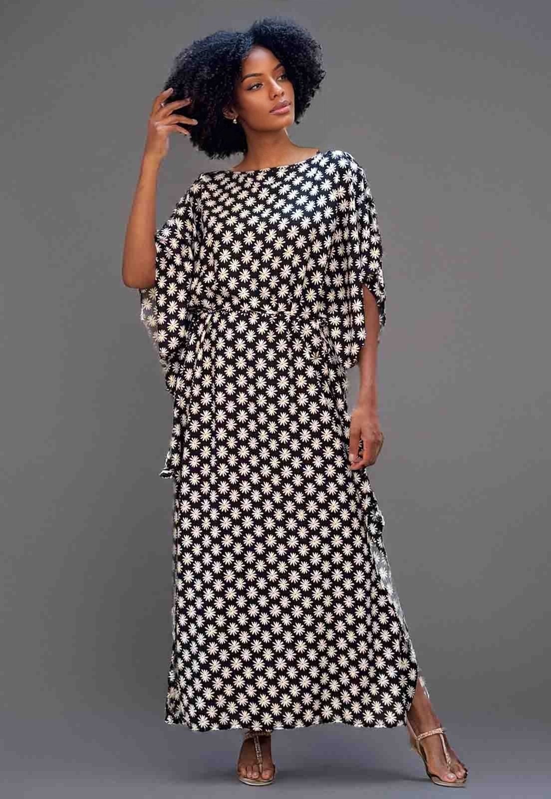 Imagem principal Vestido Kaftan Viscose Longo Estampa Encanto das Margaridas Amazonia Vital branco/estampado/preto
