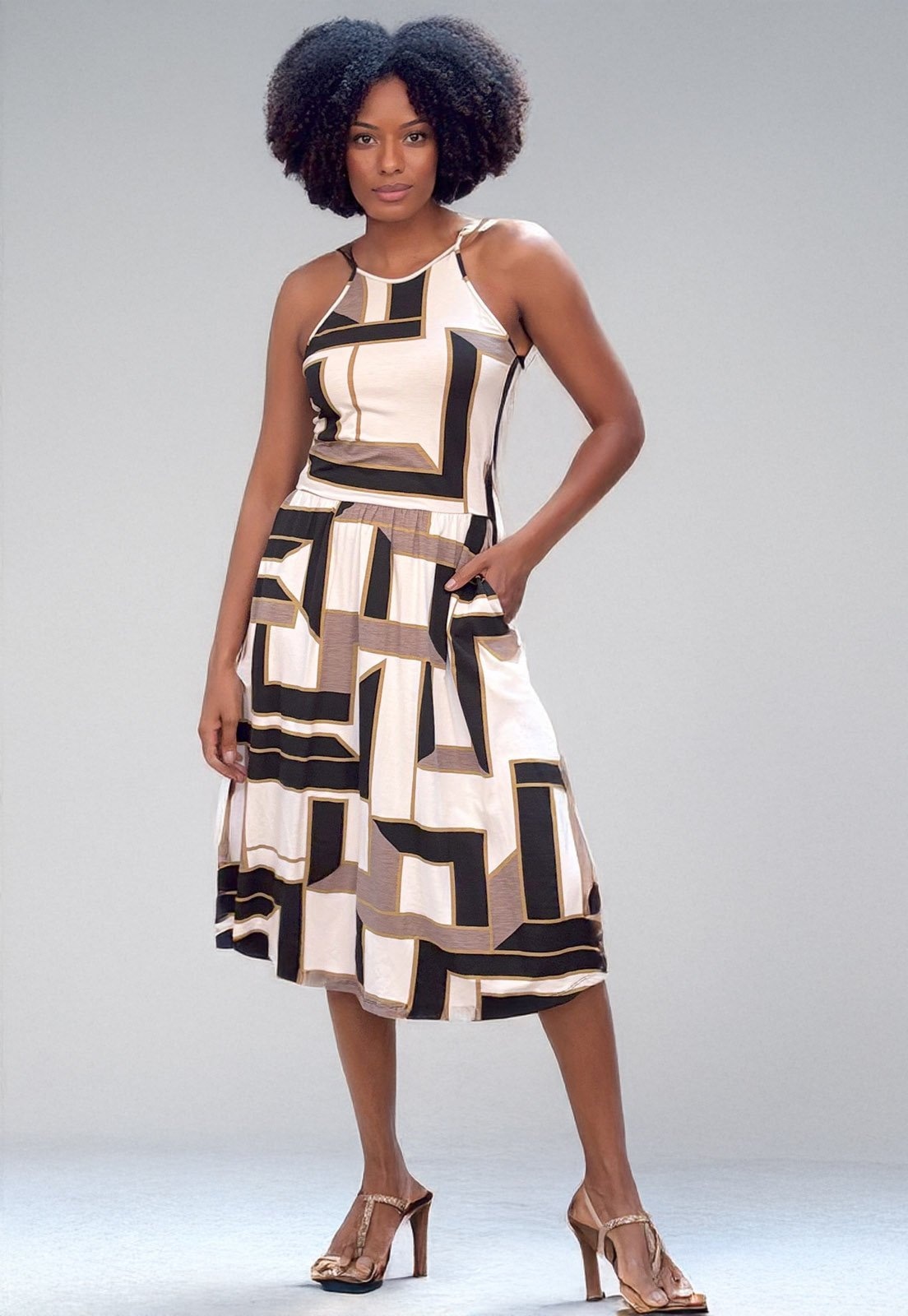 Imagem principal Vestido Midi Cabanafree Jennifer Malha Trapézio com Bolso Igaci Cabanafree branco/estampado/preto