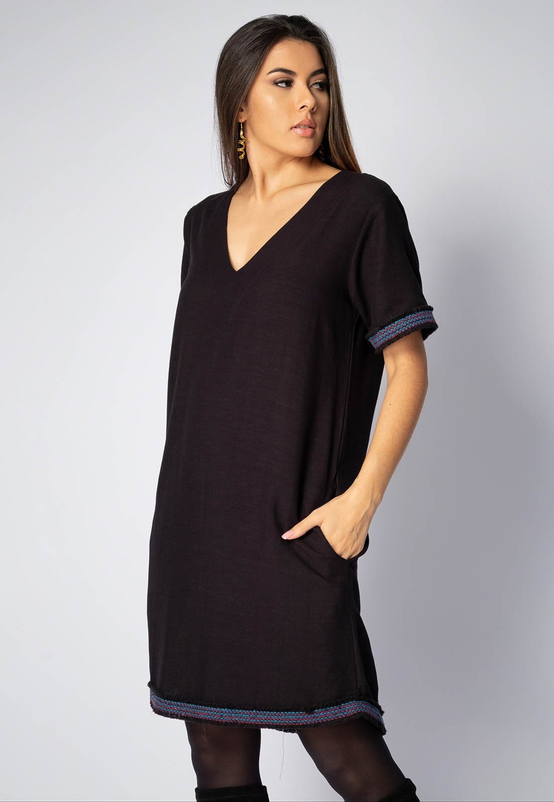 Imagem principal Vestido Amazonia Vital Chemise Curto Viscose Jabuti com Bolso com Detalhe na Barra Amazonia Vital preto