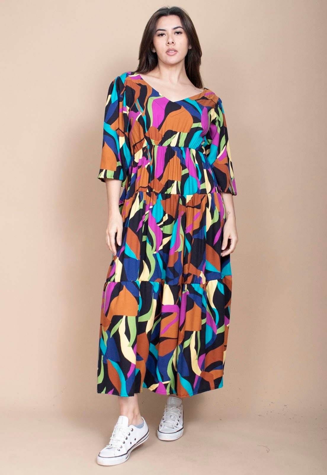 Imagem principal Vestido Longo Cabanafree Plano com Manga e Camadas Estampa Aurora Urbana Cabanafree azul/estampado/rosa