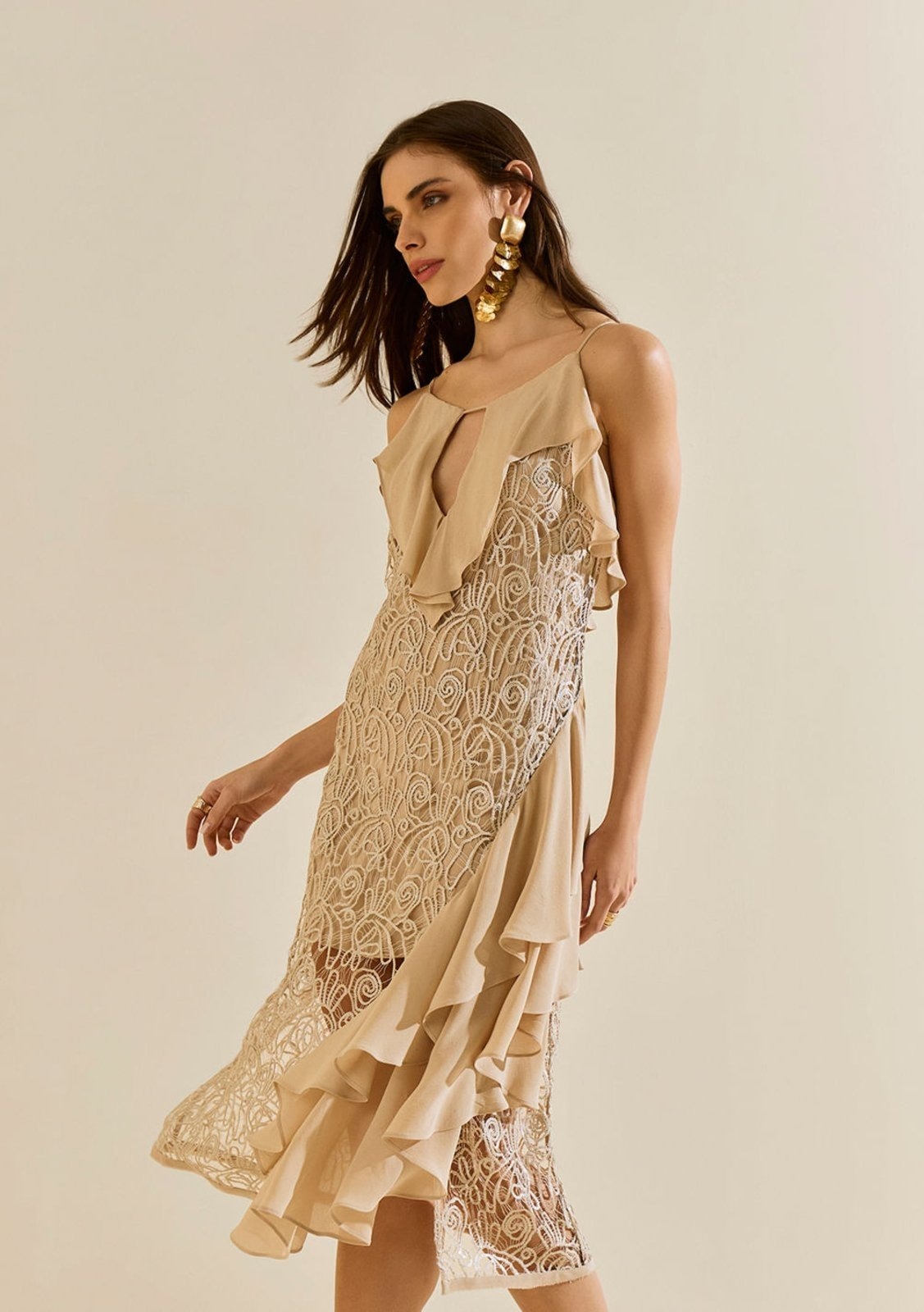 Imagem principal Vestido Morena Rosa Solto Decote V Com Alça Midi Bege Morena Rosa bege rosa