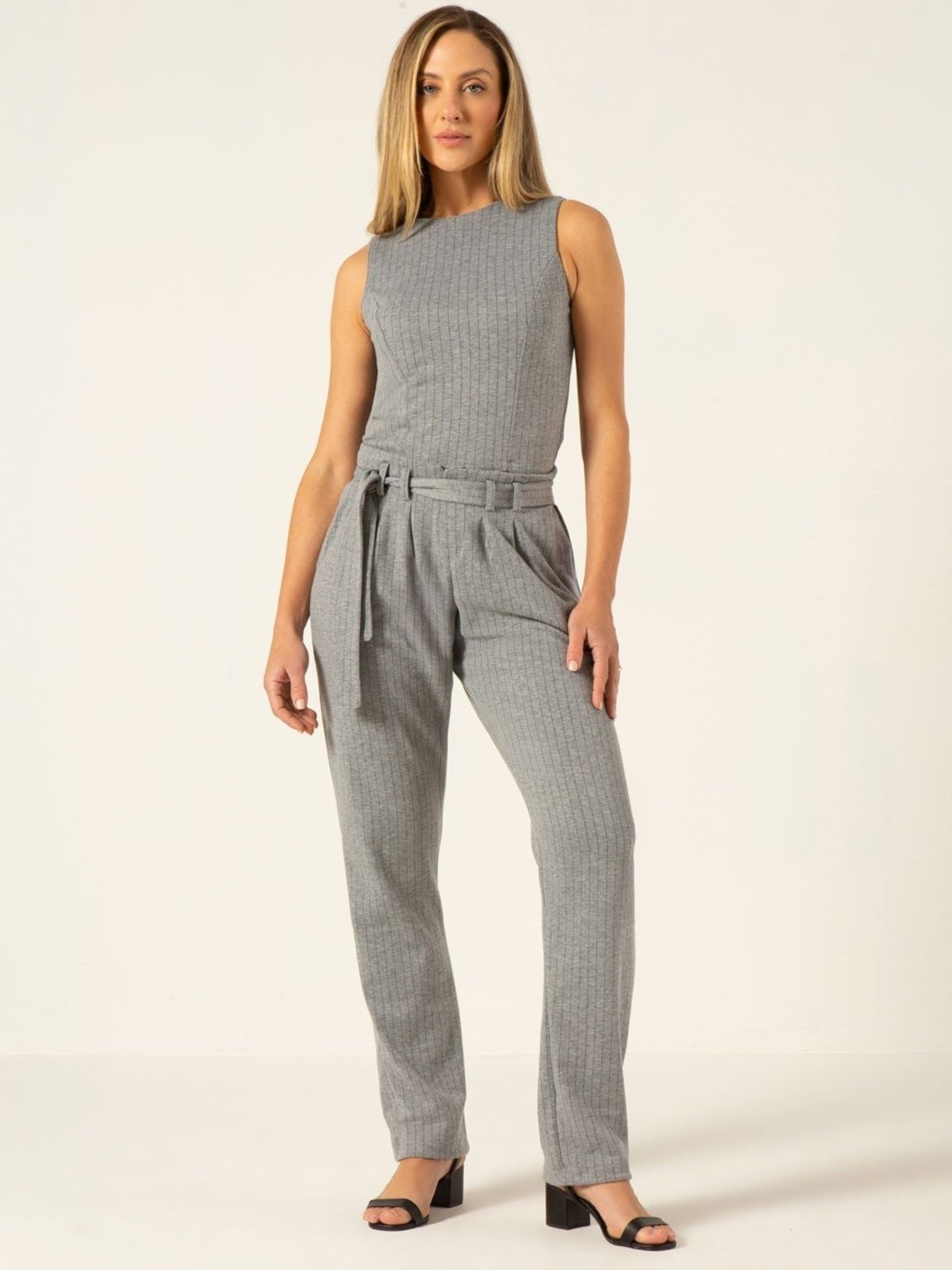 Imagem principal Calça Reta Regular em Malha Mescla Flay Principessa cinza